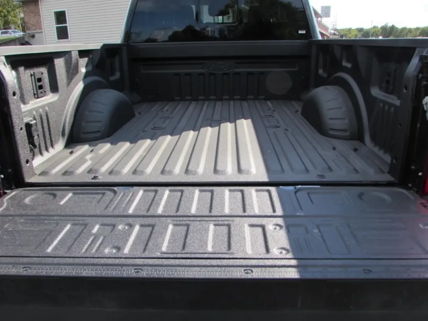 2025 /Medium Dark Slate Ford F-250SD XLT (1FT8W2BNXSE) with an 7.3L engine, located at 12836 Highway 21, De Soto, MO, 63020, (636) 337-7777, 38.151867, -90.575615 - **Conquer the Road with the 2025 Ford Super Duty F-250 SRW: Your Ultimate Trucking Companion!**<br /> <br /> Are you looking for a powerhouse truck that can handle everything from weekend adventures to daily commutes? Look no further than the 2025 Ford Super Duty F-250 SRW, available now at Pettus F - Photo#13