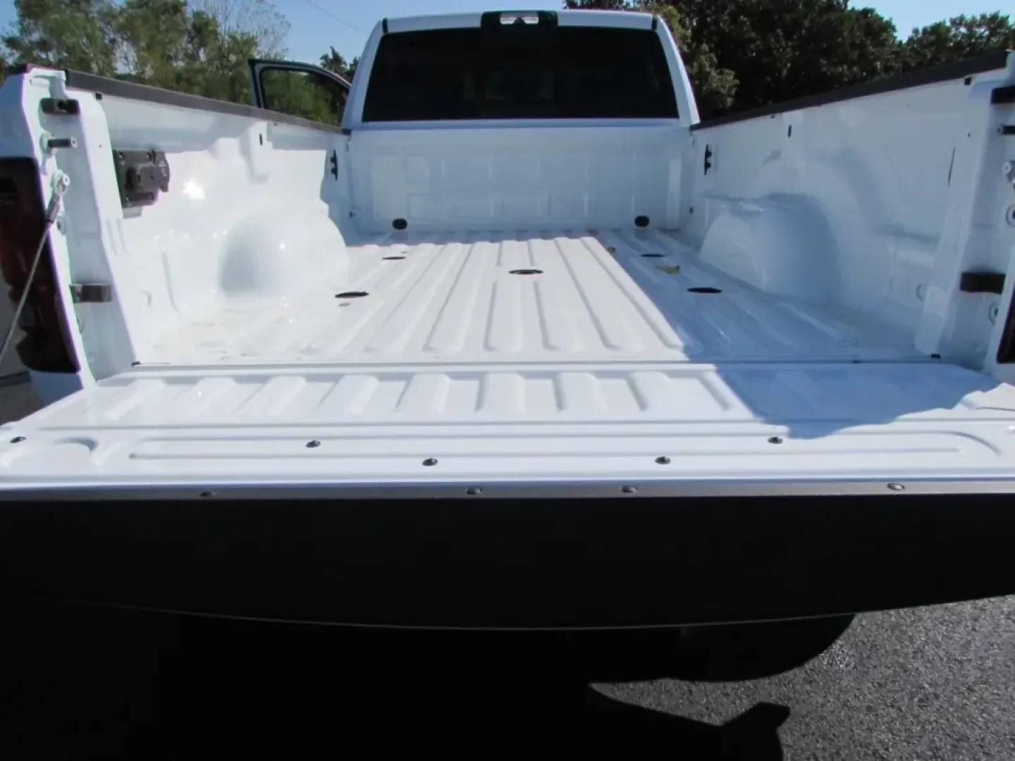 2025 /Black Ram 3500 Tradesman (3C63RRGL3SG) with an Other engine, located at 12830 Highway 21, De Soto, MO, 63020, (636) 337-7777, 38.153099, -90.573624 - Are you ready to elevate your weekend adventures or conquer your daily tasks with a truck that stands out? Look no further than the 2025 Ram 3500 Tradesman, now available at Pettus CDJR DeSoto, your trusted OEM dealership in De Soto, MO. This powerful and versatile truck is perfect for those who nee - Photo#15