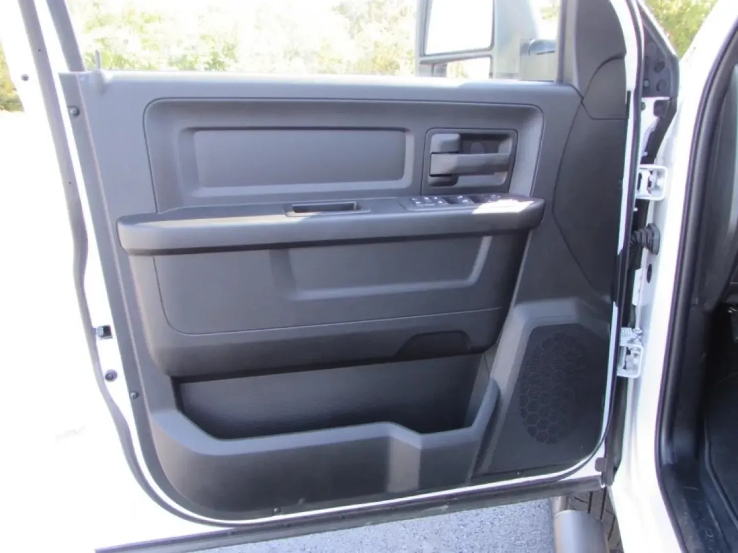 2025 /Black Ram 3500 Tradesman (3C63RRGL3SG) with an Other engine, located at 12830 Highway 21, De Soto, MO, 63020, (636) 337-7777, 38.153099, -90.573624 - Are you ready to elevate your weekend adventures or conquer your daily tasks with a truck that stands out? Look no further than the 2025 Ram 3500 Tradesman, now available at Pettus CDJR DeSoto, your trusted OEM dealership in De Soto, MO. This powerful and versatile truck is perfect for those who nee - Photo#17