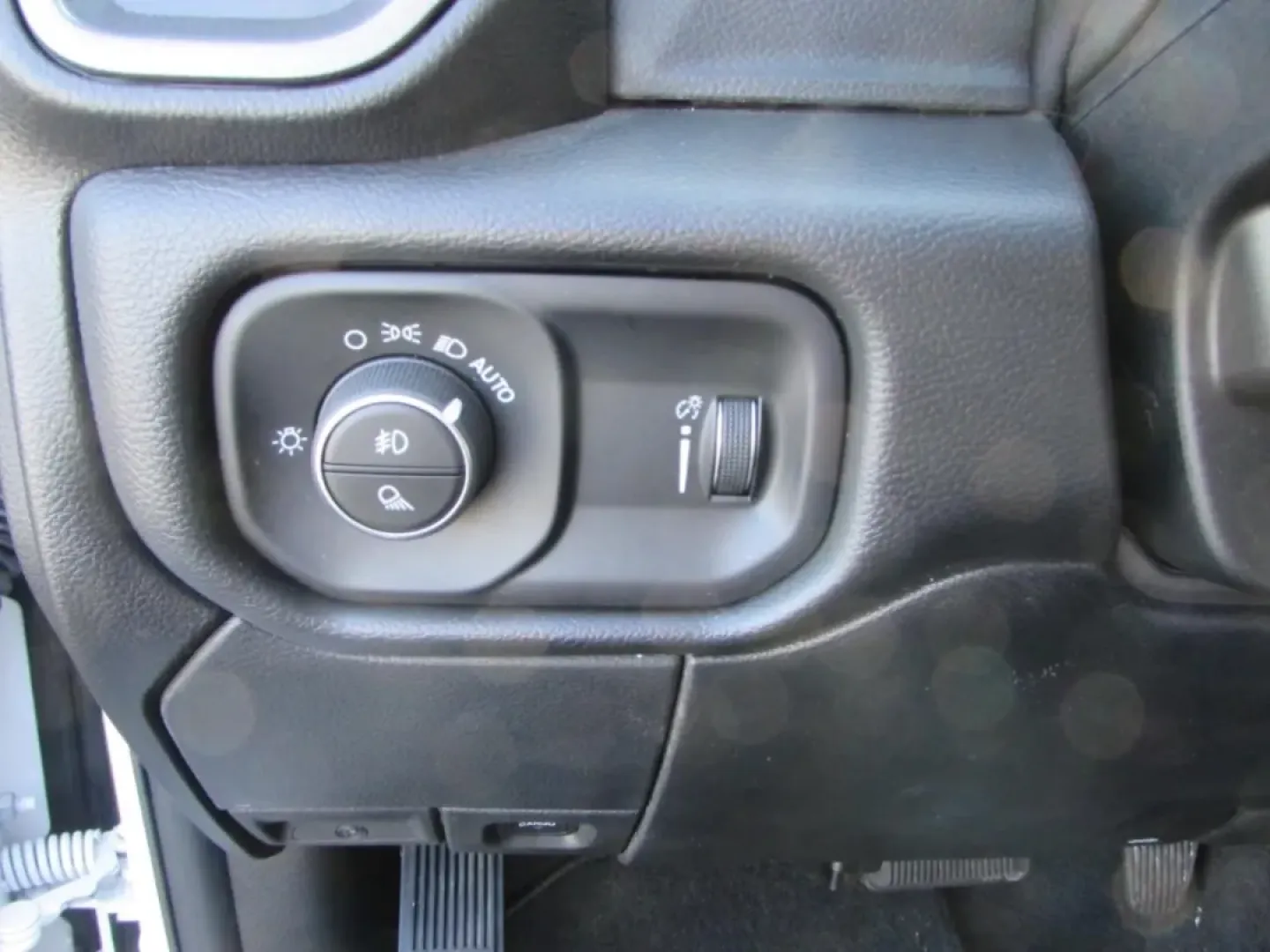 2025 /Black Ram 3500 Tradesman (3C63RRGL3SG) with an Other engine, located at 12830 Highway 21, De Soto, MO, 63020, (636) 337-7777, 38.153099, -90.573624 - Are you ready to elevate your weekend adventures or conquer your daily tasks with a truck that stands out? Look no further than the 2025 Ram 3500 Tradesman, now available at Pettus CDJR DeSoto, your trusted OEM dealership in De Soto, MO. This powerful and versatile truck is perfect for those who nee - Photo#19