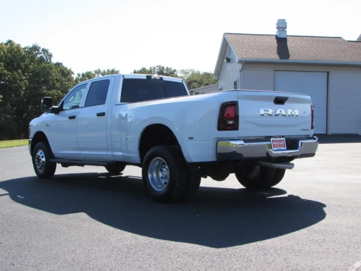 2025 /Black Ram 3500 Tradesman (3C63RRGL3SG) with an Other engine, located at 12830 Highway 21, De Soto, MO, 63020, (636) 337-7777, 38.153099, -90.573624 - Are you ready to elevate your weekend adventures or conquer your daily tasks with a truck that stands out? Look no further than the 2025 Ram 3500 Tradesman, now available at Pettus CDJR DeSoto, your trusted OEM dealership in De Soto, MO. This powerful and versatile truck is perfect for those who nee - Photo#4