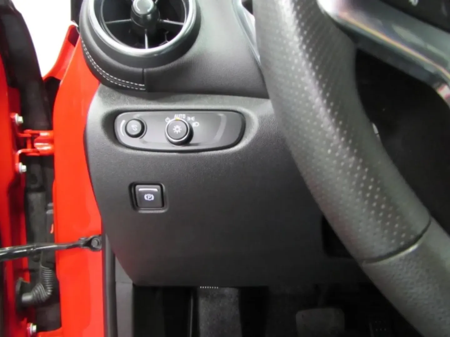 2024 /Jet Black/Medium Gray Chevrolet Blazer LT (3GNKBCR41RS) with an Other engine, Automatic transmission, located at 12830 Highway 21, De Soto, MO, 63020, (636) 337-7777, 38.153099, -90.573624 - Are you searching for a stylish and versatile SUV that perfectly balances performance and comfort? Look no further than this stunning 2024 Chevrolet Blazer LT, available now at Pettus CDJR DeSoto in De Soto, MO. Whether you're commuting to work, taking the kids to school, or embarking on a weekend a - Photo#11