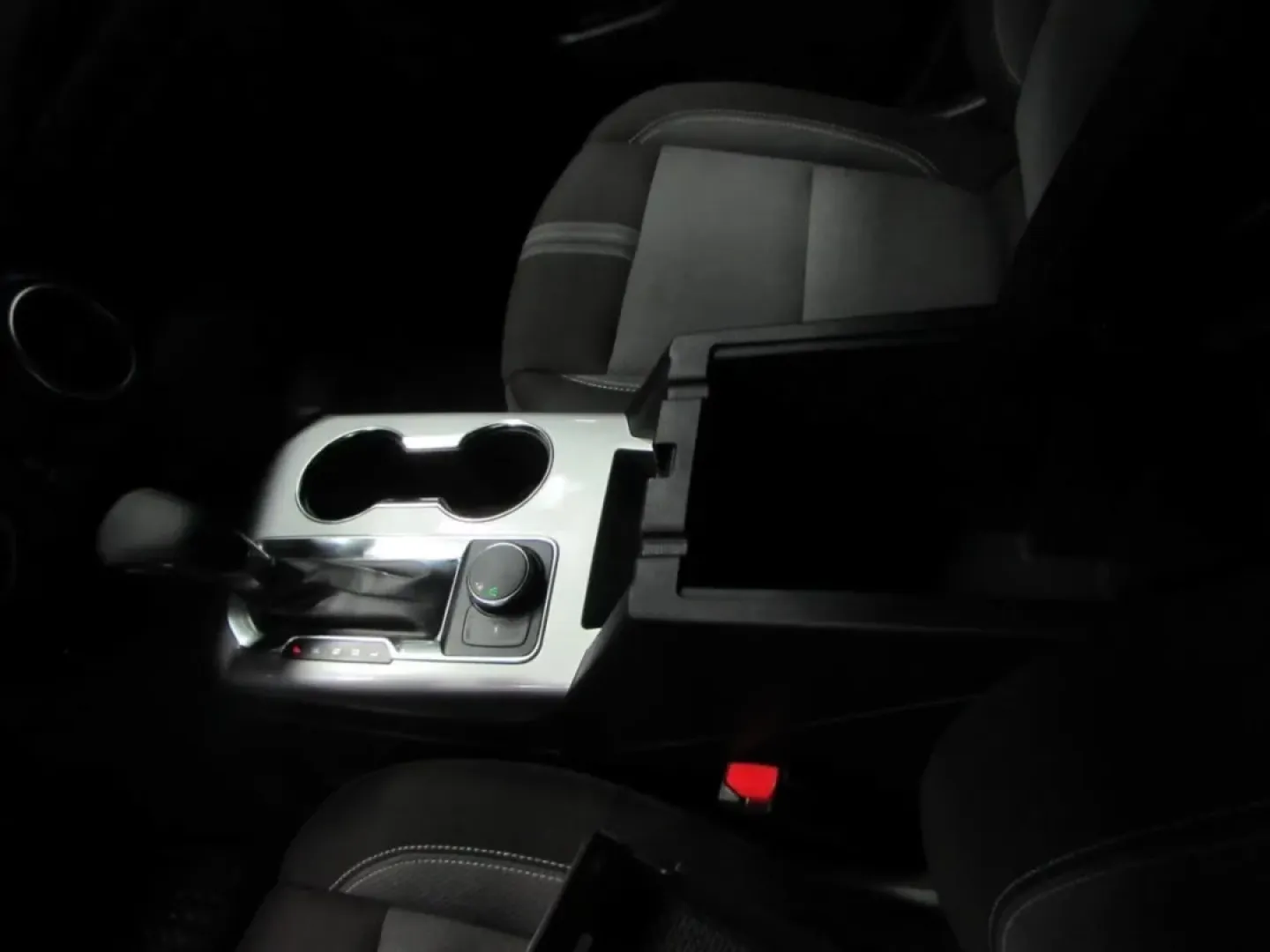 2024 /Jet Black/Medium Gray Chevrolet Blazer LT (3GNKBCR41RS) with an Other engine, Automatic transmission, located at 12830 Highway 21, De Soto, MO, 63020, (636) 337-7777, 38.153099, -90.573624 - Are you searching for a stylish and versatile SUV that perfectly balances performance and comfort? Look no further than this stunning 2024 Chevrolet Blazer LT, available now at Pettus CDJR DeSoto in De Soto, MO. Whether you're commuting to work, taking the kids to school, or embarking on a weekend a - Photo#20