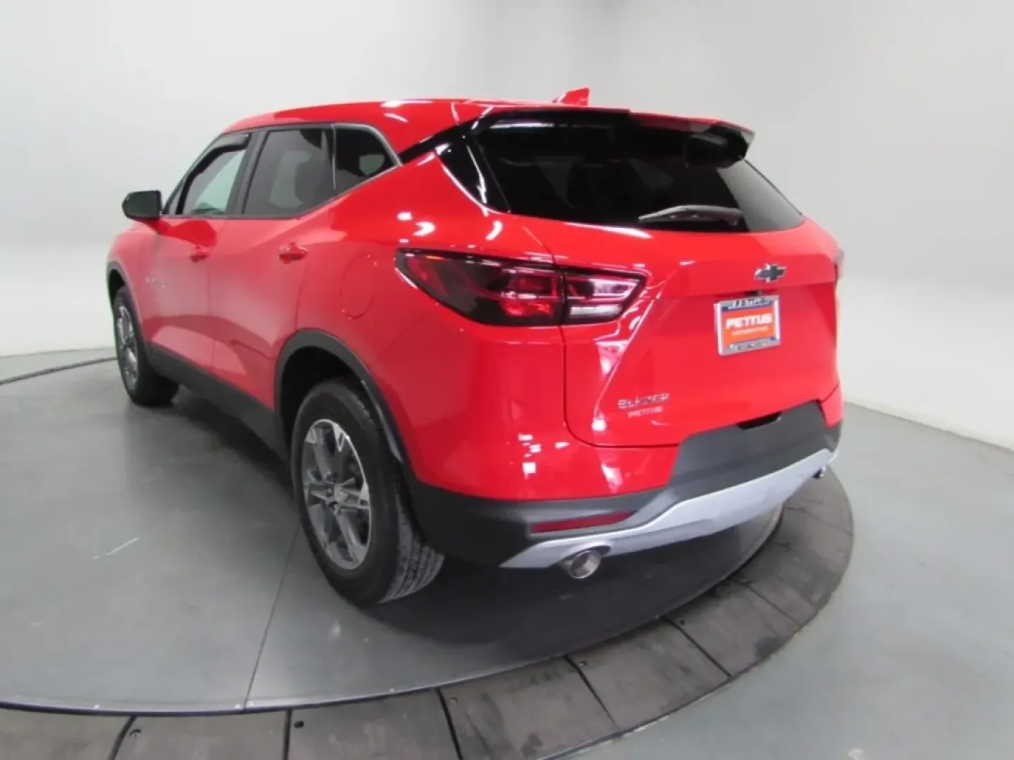 2024 /Jet Black/Medium Gray Chevrolet Blazer LT (3GNKBCR41RS) with an Other engine, Automatic transmission, located at 12830 Highway 21, De Soto, MO, 63020, (636) 337-7777, 38.153099, -90.573624 - Are you searching for a stylish and versatile SUV that perfectly balances performance and comfort? Look no further than this stunning 2024 Chevrolet Blazer LT, available now at Pettus CDJR DeSoto in De Soto, MO. Whether you're commuting to work, taking the kids to school, or embarking on a weekend a - Photo#4