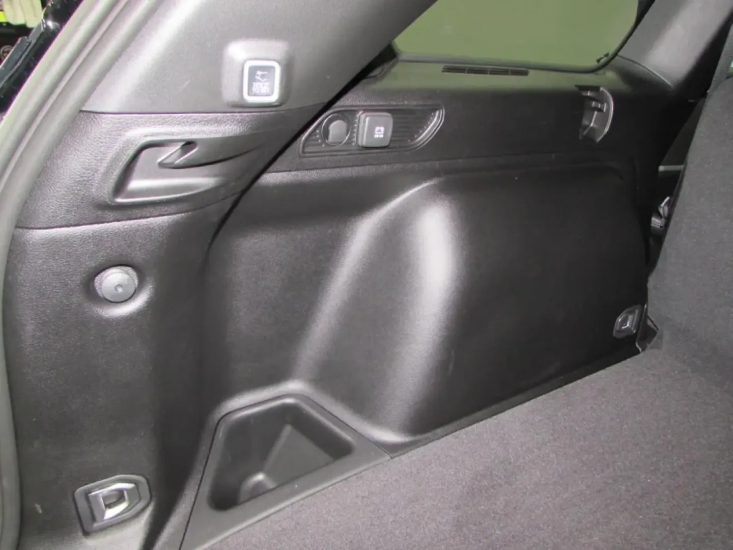 2025 /Global Black Jeep Grand Cherokee Limited (1C4RJHBGXSC) with an Other engine, located at 12830 Highway 21, De Soto, MO, 63020, (636) 337-7777, 38.153099, -90.573624 - **Experience Adventure in the 2025 Jeep Grand Cherokee Limited at Pettus CDJR DeSoto!**<br /> <br /> Are you ready to elevate your weekend getaways and daily commutes? The 2025 Jeep Grand Cherokee Limited is here to make every drive an adventure. Whether you're navigating the busy streets of De Soto - Photo#30