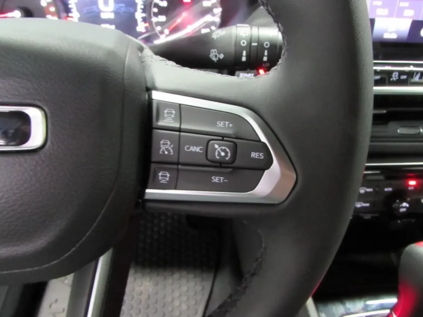 2026 /Black Jeep Compass Latitude (3C4NJDBN3TT) with an Other engine, located at 12830 Highway 21, De Soto, MO, 63020, (636) 337-7777, 38.153099, -90.573624 - **Elevate Your Adventures with the 2026 Jeep Compass at Pettus CDJR DeSoto!**<br /> <br /> Are you ready to enhance your lifestyle with a vehicle that complements your sense of adventure? Introducing the stunning 2026 Jeep Compass, perfect for weekend getaways, daily commutes, and everything in betw - Photo#14