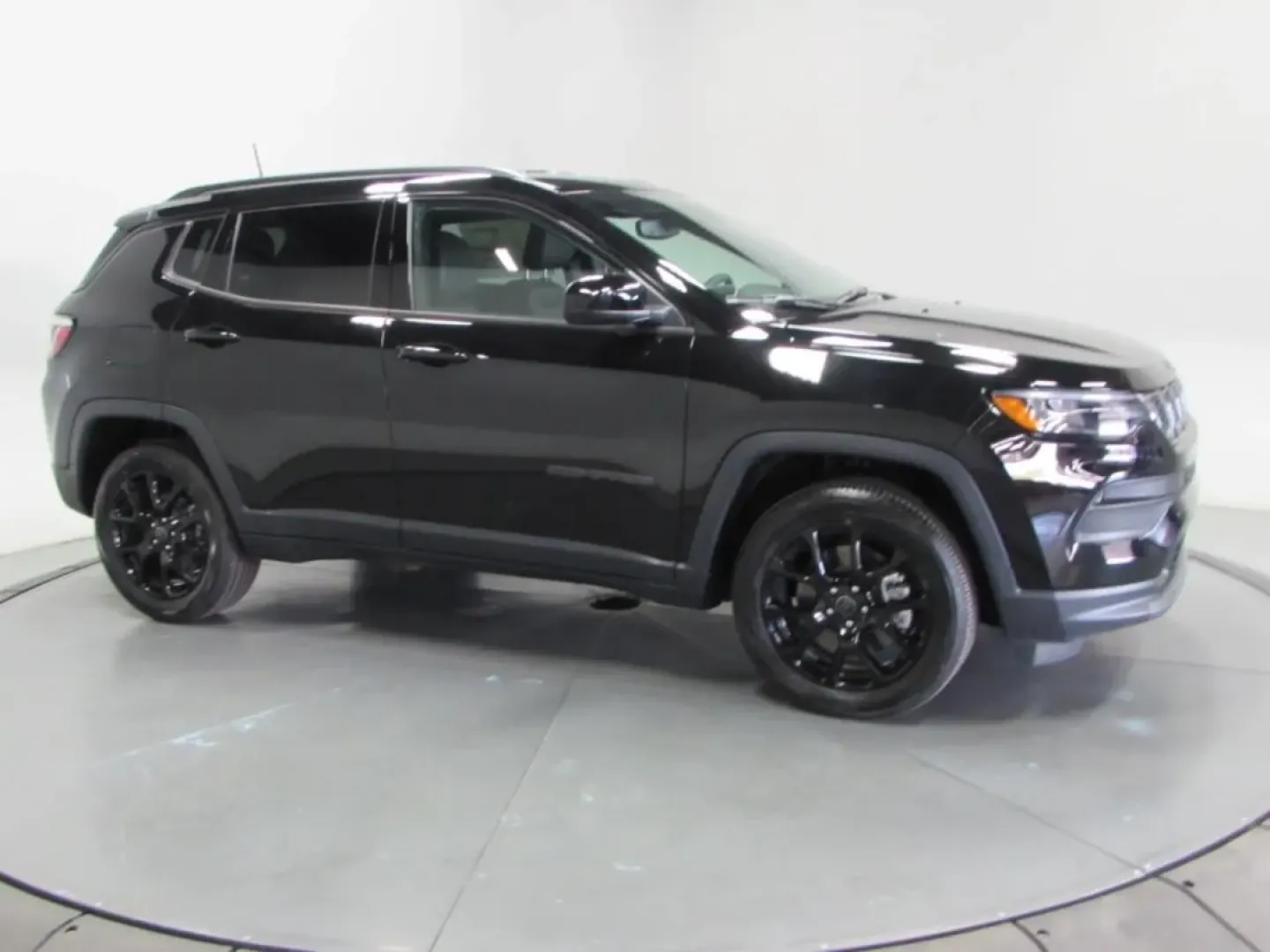2026 /Black Jeep Compass Latitude (3C4NJDBN3TT) with an Other engine, located at 12830 Highway 21, De Soto, MO, 63020, (636) 337-7777, 38.153099, -90.573624 - **Elevate Your Adventures with the 2026 Jeep Compass at Pettus CDJR DeSoto!**<br /> <br /> Are you ready to enhance your lifestyle with a vehicle that complements your sense of adventure? Introducing the stunning 2026 Jeep Compass, perfect for weekend getaways, daily commutes, and everything in betw - Photo#3