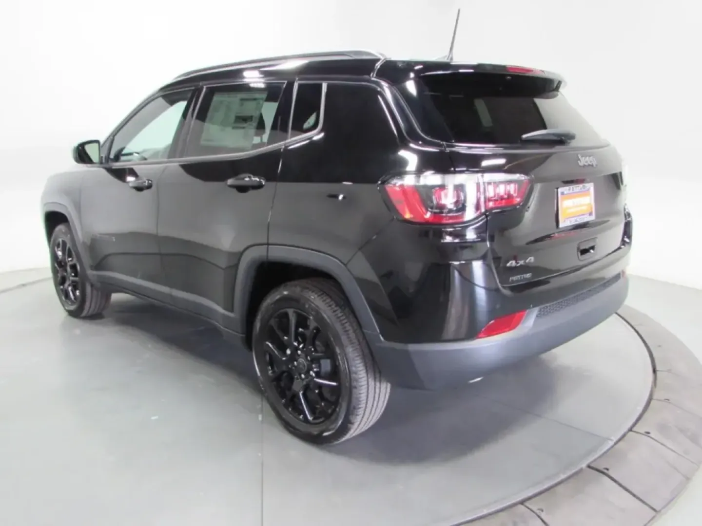2026 /Black Jeep Compass Latitude (3C4NJDBN3TT) with an Other engine, located at 12830 Highway 21, De Soto, MO, 63020, (636) 337-7777, 38.153099, -90.573624 - **Elevate Your Adventures with the 2026 Jeep Compass at Pettus CDJR DeSoto!**<br /> <br /> Are you ready to enhance your lifestyle with a vehicle that complements your sense of adventure? Introducing the stunning 2026 Jeep Compass, perfect for weekend getaways, daily commutes, and everything in betw - Photo#4