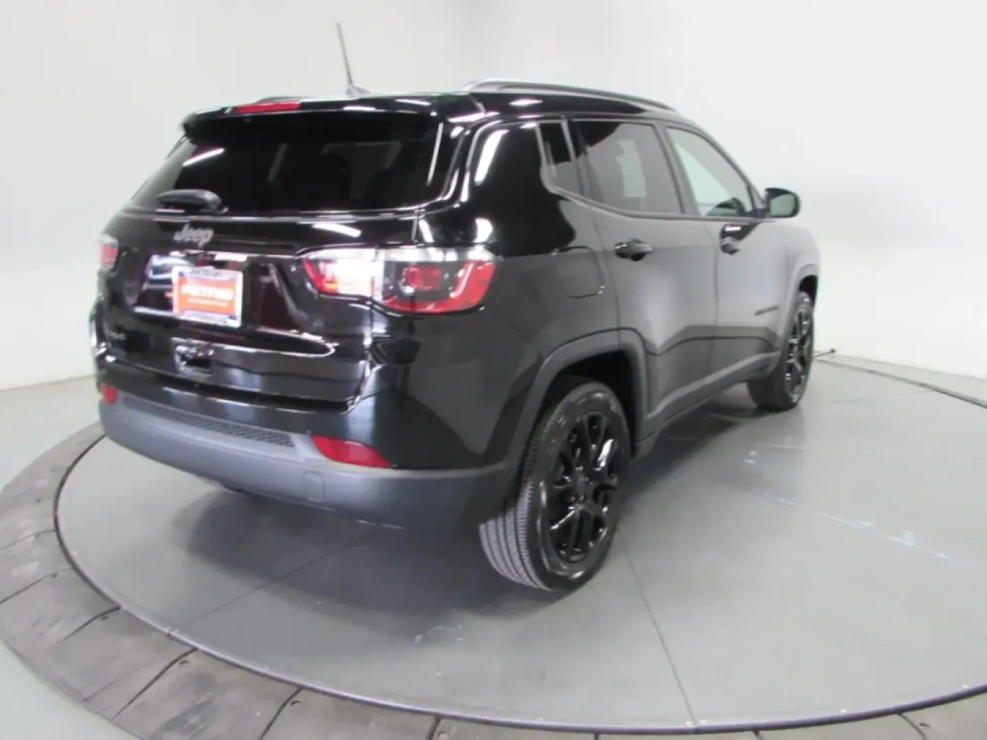 2026 /Black Jeep Compass Latitude (3C4NJDBN3TT) with an Other engine, located at 12830 Highway 21, De Soto, MO, 63020, (636) 337-7777, 38.153099, -90.573624 - **Elevate Your Adventures with the 2026 Jeep Compass at Pettus CDJR DeSoto!**<br /> <br /> Are you ready to enhance your lifestyle with a vehicle that complements your sense of adventure? Introducing the stunning 2026 Jeep Compass, perfect for weekend getaways, daily commutes, and everything in betw - Photo#6