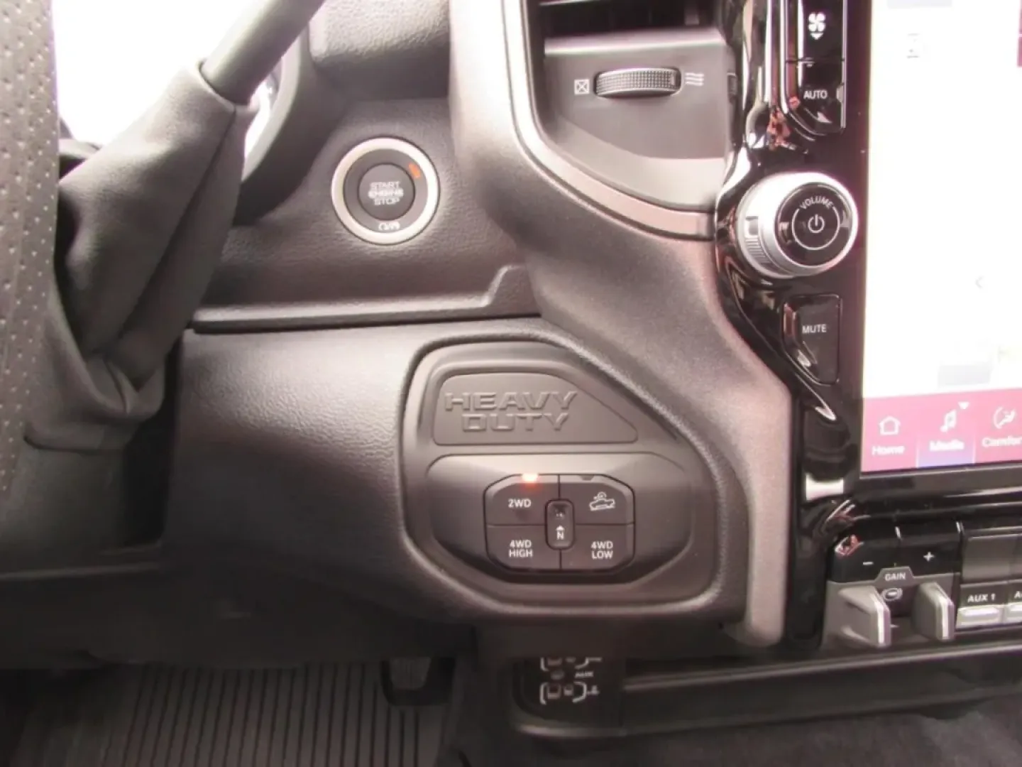 2026 /Black Ram 2500 Tradesman (3C6UR5CJ6TG) with an Other engine, located at 12830 Highway 21, De Soto, MO, 63020, (636) 337-7777, 38.153099, -90.573624 - **Unleash Your Adventures with the 2026 Ram 2500 Tradesman! Perfect for Your Next Journey!**<br /> <br /> Are you ready to elevate your lifestyle with a powerful truck that is built for both work and play? Look no further! The 2026 Ram 2500 Tradesman, available at Pettus CDJR DeSoto in De Soto, MO, - Photo#24