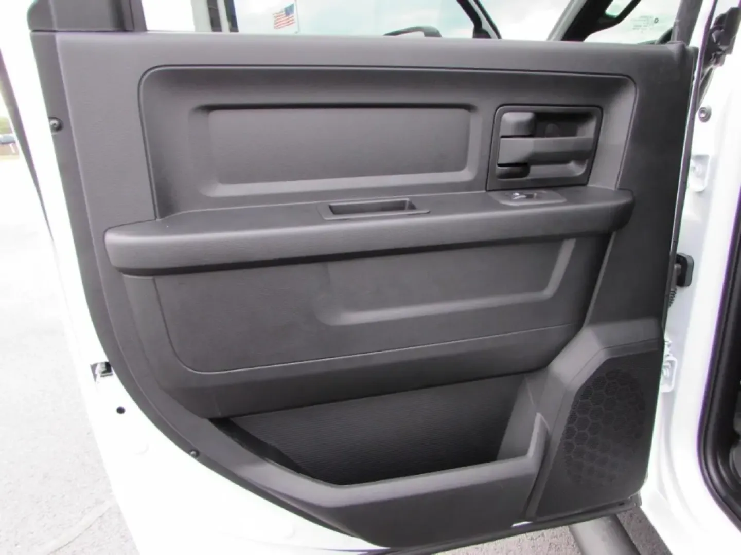 2026 /Black Ram 2500 Tradesman (3C6UR5CJ6TG) with an Other engine, located at 12830 Highway 21, De Soto, MO, 63020, (636) 337-7777, 38.153099, -90.573624 - **Unleash Your Adventures with the 2026 Ram 2500 Tradesman! Perfect for Your Next Journey!**<br /> <br /> Are you ready to elevate your lifestyle with a powerful truck that is built for both work and play? Look no further! The 2026 Ram 2500 Tradesman, available at Pettus CDJR DeSoto in De Soto, MO, - Photo#30