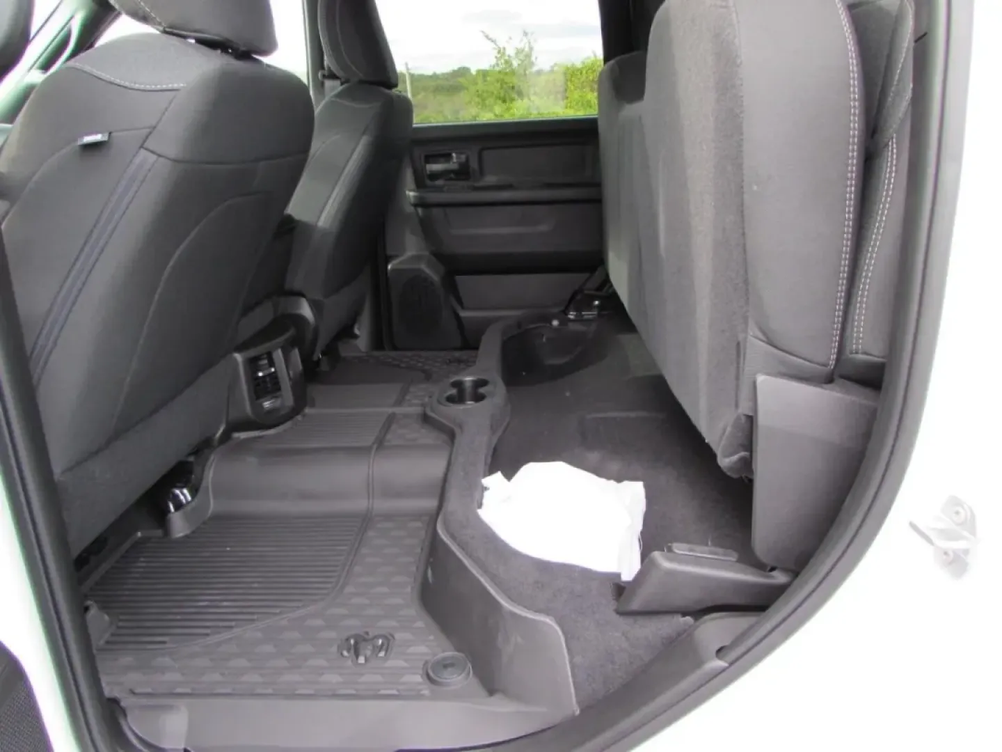 2026 /Black Ram 2500 Tradesman (3C6UR5CJ6TG) with an Other engine, located at 12830 Highway 21, De Soto, MO, 63020, (636) 337-7777, 38.153099, -90.573624 - **Unleash Your Adventures with the 2026 Ram 2500 Tradesman! Perfect for Your Next Journey!**<br /> <br /> Are you ready to elevate your lifestyle with a powerful truck that is built for both work and play? Look no further! The 2026 Ram 2500 Tradesman, available at Pettus CDJR DeSoto in De Soto, MO, - Photo#32