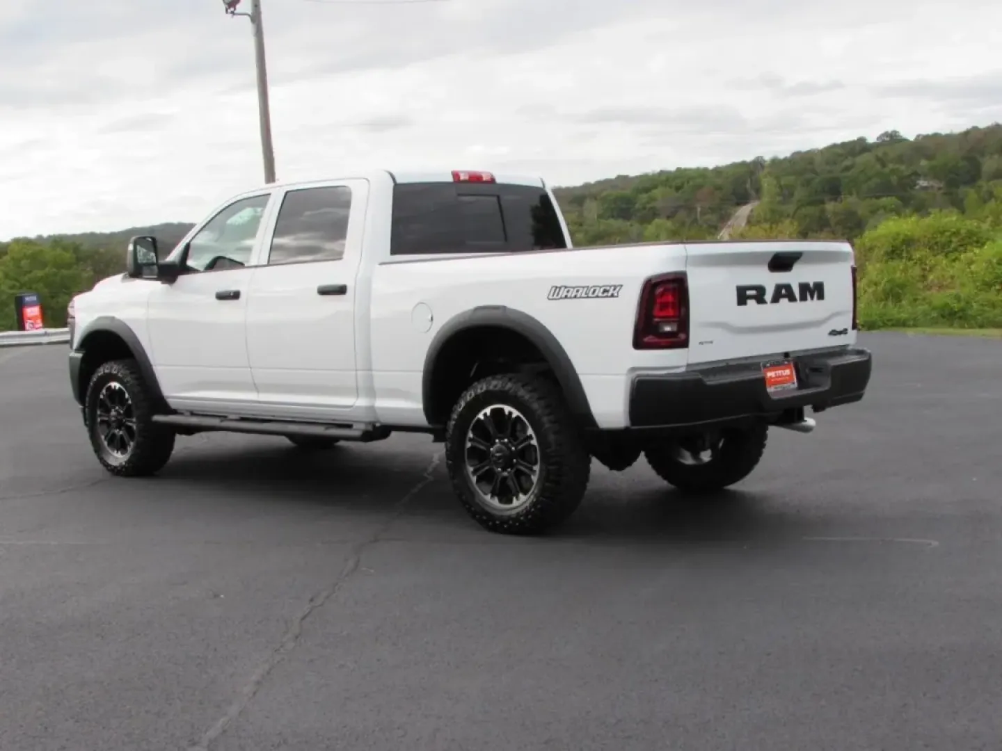 2026 /Black Ram 2500 Tradesman (3C6UR5CJ6TG) with an Other engine, located at 12830 Highway 21, De Soto, MO, 63020, (636) 337-7777, 38.153099, -90.573624 - **Unleash Your Adventures with the 2026 Ram 2500 Tradesman! Perfect for Your Next Journey!**<br /> <br /> Are you ready to elevate your lifestyle with a powerful truck that is built for both work and play? Look no further! The 2026 Ram 2500 Tradesman, available at Pettus CDJR DeSoto in De Soto, MO, - Photo#4