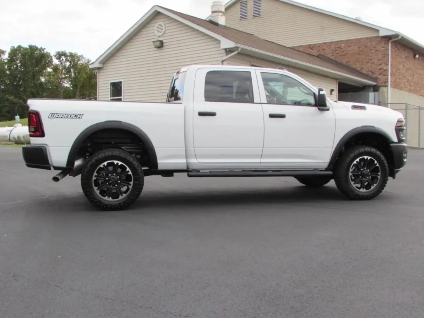 2026 /Black Ram 2500 Tradesman (3C6UR5CJ6TG) with an Other engine, located at 12830 Highway 21, De Soto, MO, 63020, (636) 337-7777, 38.153099, -90.573624 - **Unleash Your Adventures with the 2026 Ram 2500 Tradesman! Perfect for Your Next Journey!**<br /> <br /> Are you ready to elevate your lifestyle with a powerful truck that is built for both work and play? Look no further! The 2026 Ram 2500 Tradesman, available at Pettus CDJR DeSoto in De Soto, MO, - Photo#7