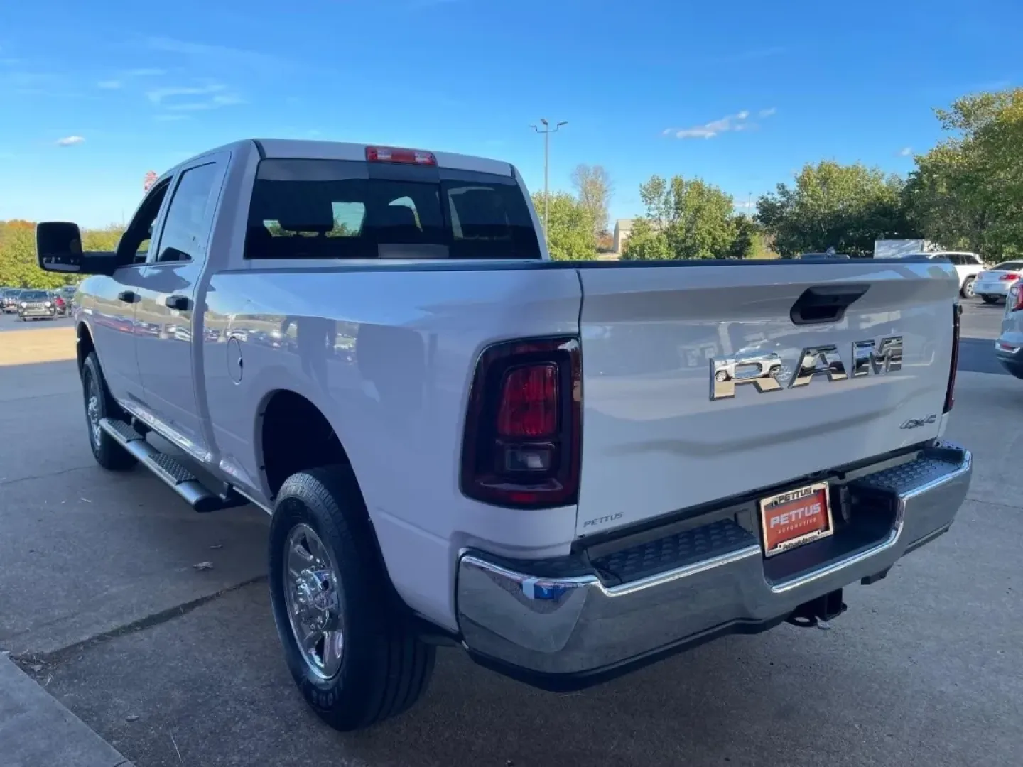 2026 Ram 2500 Tradesman (3C6UR5CJ8TG) with an 6.4L V8 HEMI HD engine, located at 970 Woodlawn Dr., Farmington, MO, 63640, (573) 431-7800, 37.825642, -90.468674 - **Unleash Your Adventures with the 2026 Ram 2500 Tradesman Perfect for Your Next Journey!**<br /> <br /> Are you searching for a reliable truck that can handle your weekend adventures, daily commutes, and everything in between? Look no further than the stunning 2026 Ram 2500 Tradesman at Pettus CDJ - Photo#2