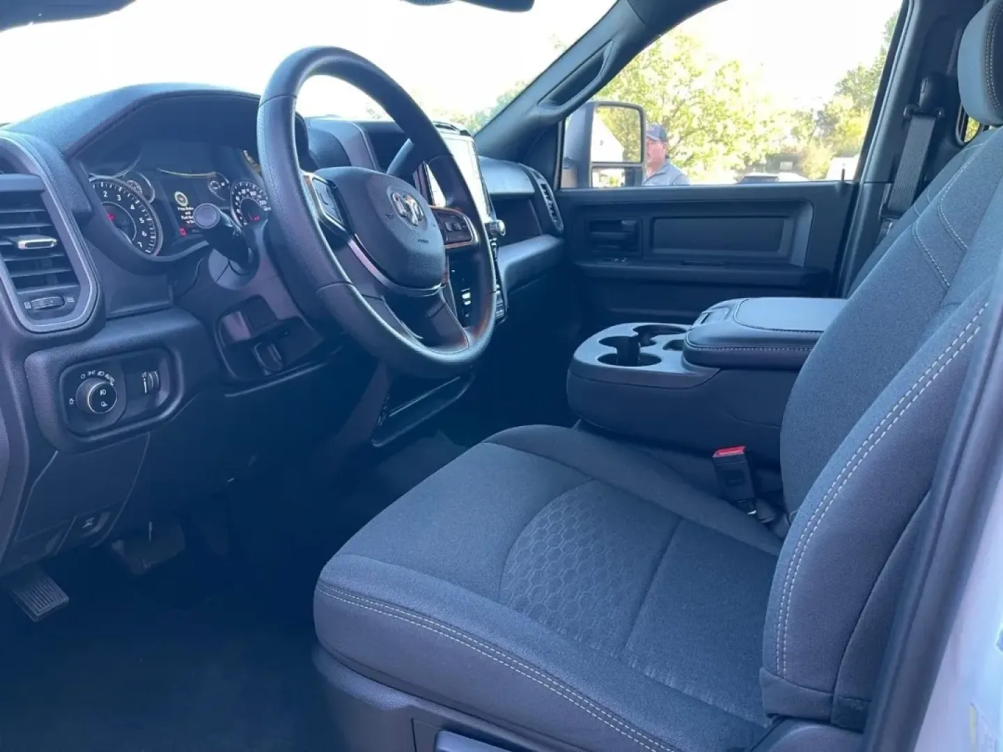 2026 Ram 2500 Tradesman (3C6UR5CJ8TG) with an 6.4L V8 HEMI HD engine, located at 970 Woodlawn Dr., Farmington, MO, 63640, (573) 431-7800, 37.825642, -90.468674 - **Unleash Your Adventures with the 2026 Ram 2500 Tradesman Perfect for Your Next Journey!**<br /> <br /> Are you searching for a reliable truck that can handle your weekend adventures, daily commutes, and everything in between? Look no further than the stunning 2026 Ram 2500 Tradesman at Pettus CDJ - Photo#8