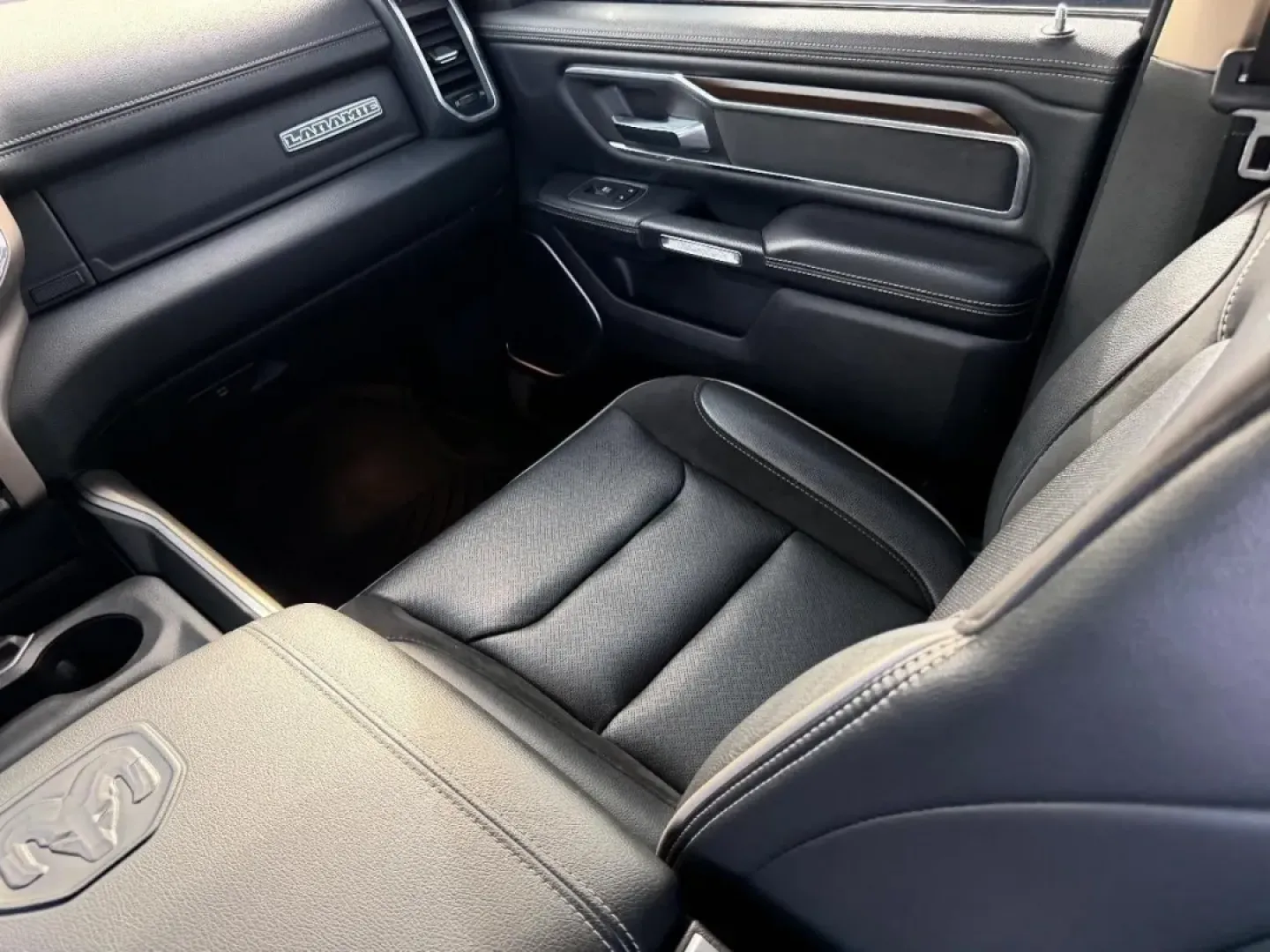 2021 /Black Leather Ram 1500 Laramie (1C6SRFJT0MN) with an 5.7L engine, located at 970 Woodlawn Dr., Farmington, MO, 63640, (573) 431-7800, 37.825642, -90.468674 - **Experience Adventure and Capability with the 2021 Ram 1500 at Pettus CDJR Farmington!**<br /> <br /> Are you ready to elevate your lifestyle with a vehicle that excels both on the road and off the beaten path? Look no further than the 2021 Ram 1500, available now at Pettus CDJR Farmington in Farmi - Photo#16