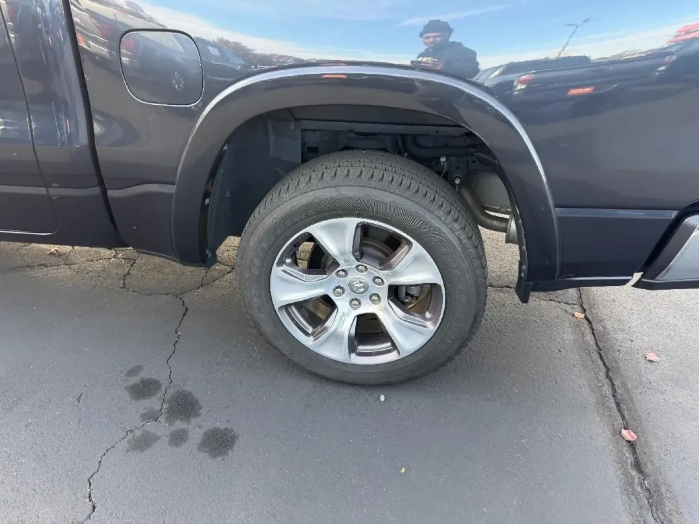 2021 /Black Leather Ram 1500 Laramie (1C6SRFJT0MN) with an 5.7L engine, located at 970 Woodlawn Dr., Farmington, MO, 63640, (573) 431-7800, 37.825642, -90.468674 - **Experience Adventure and Capability with the 2021 Ram 1500 at Pettus CDJR Farmington!**<br /> <br /> Are you ready to elevate your lifestyle with a vehicle that excels both on the road and off the beaten path? Look no further than the 2021 Ram 1500, available now at Pettus CDJR Farmington in Farmi - Photo#7