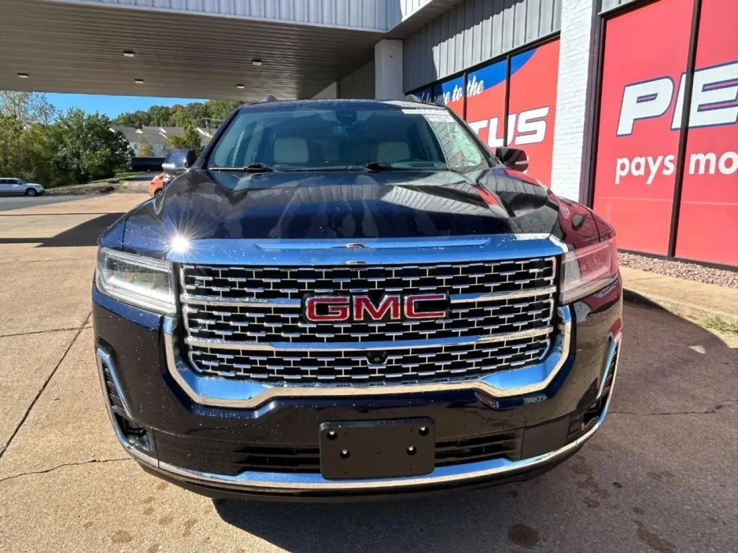 2021 /Dark Galvanized/Light Shale Leather GMC Acadia Denali (1GKKNPLS8MZ) with an 3.6L V6 / SIDI / DOHC engine, located at 970 Woodlawn Dr., Farmington, MO, 63640, (573) 431-7800, 37.825642, -90.468674 - Discover the ultimate family vehicle with the 2021 GMC Acadia Denali, now available at Pettus CDJR Farmington. Located conveniently at 970 Woodlawn Drive, Farmington, MO 63640, we are your trusted OEM dealership dedicated to providing quality used vehicles. Whether you're navigating the bustling str - Photo#1