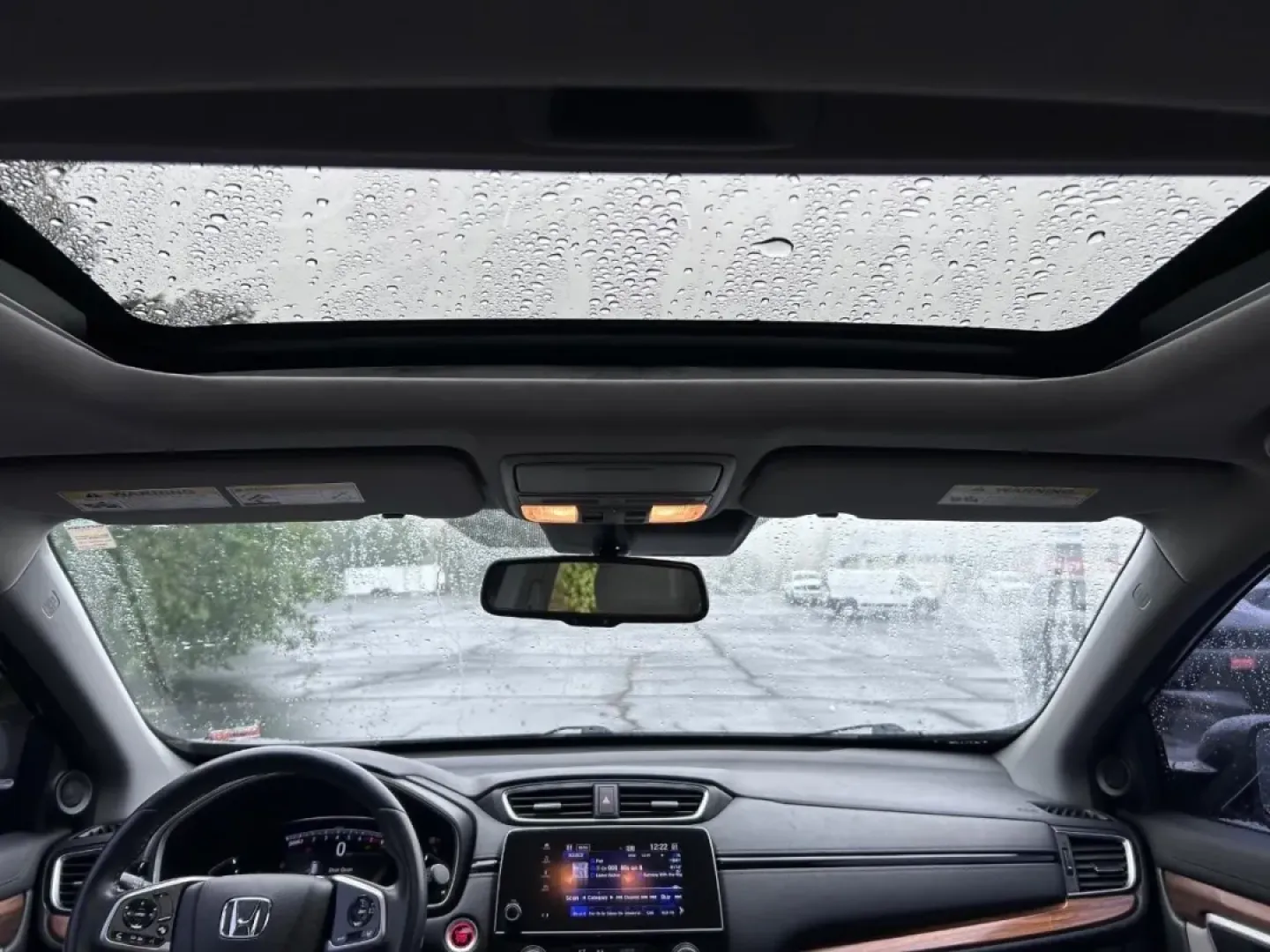 2020 /Gray Leather Honda CR-V EX-L (7FARW1H85LE) with an 1.5L I-4 16-Valve DOHC engine, Automatic transmission, located at 970 Woodlawn Dr., Farmington, MO, 63640, (573) 431-7800, 37.825642, -90.468674 - Experience the freedom of adventure and the practicality of daily commuting with this exceptional 2020 Honda CR-V EX-L, available now at Pettus CDJR Farmington! Whether you're maneuvering through the bustling streets of Farmington or exploring the scenic routes of the nearby Ozark National Scenic Ri - Photo#10