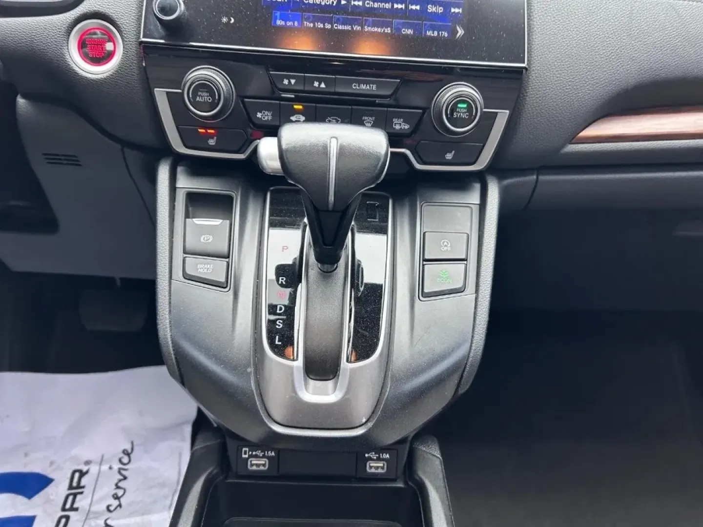 2020 /Gray Leather Honda CR-V EX-L (7FARW1H85LE) with an 1.5L I-4 16-Valve DOHC engine, Automatic transmission, located at 970 Woodlawn Dr., Farmington, MO, 63640, (573) 431-7800, 37.825642, -90.468674 - Experience the freedom of adventure and the practicality of daily commuting with this exceptional 2020 Honda CR-V EX-L, available now at Pettus CDJR Farmington! Whether you're maneuvering through the bustling streets of Farmington or exploring the scenic routes of the nearby Ozark National Scenic Ri - Photo#17