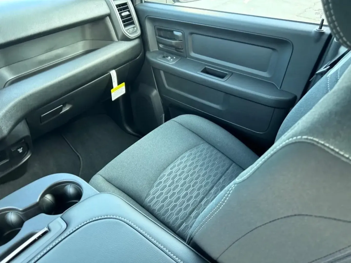 2026 /Diesel Gray/Black Cloth Ram 2500 Tradesman (3C63R5CL0TG) with an Straight 6 Turbocharged Diesel engine, located at 970 Woodlawn Dr., Farmington, MO, 63640, (573) 431-7800, 37.825642, -90.468674 - **Discover the Ultimate Truck for Your Adventures: 2026 Ram 2500 Tradesman at Pettus CDJR Farmington!**<br /> <br /> Are you ready to elevate your outdoor adventures, tackle weekend projects, or manage those long commutes with ease? Look no further than this stunning 2026 Ram 2500 Tradesman, the per - Photo#15