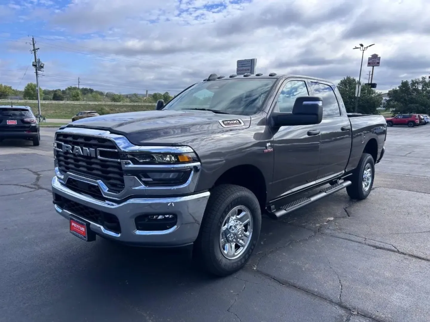 2026 /Diesel Gray/Black Cloth Ram 2500 Tradesman (3C63R5CL0TG) with an Straight 6 Turbocharged Diesel engine, located at 970 Woodlawn Dr., Farmington, MO, 63640, (573) 431-7800, 37.825642, -90.468674 - **Discover the Ultimate Truck for Your Adventures: 2026 Ram 2500 Tradesman at Pettus CDJR Farmington!**<br /> <br /> Are you ready to elevate your outdoor adventures, tackle weekend projects, or manage those long commutes with ease? Look no further than this stunning 2026 Ram 2500 Tradesman, the per - Photo#6