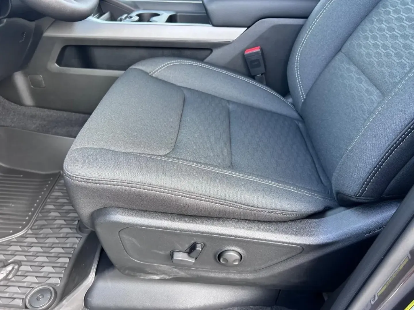 2026 /Diesel Gray/Black Cloth Ram 1500 Big Horn/Lone Star (3C6SRFFP1T4) with an 3.0L Straight 6 engine, located at 970 Woodlawn Dr., Farmington, MO, 63640, (573) 431-7800, 37.825642, -90.468674 - **Elevate Your Adventures with the 2026 Ram 1500 Big Horn: The Ultimate Truck for Every Lifestyle!**<br /> <br /> Are you ready to transform your daily commute or weekend adventures? The 2026 Ram 1500 Big Horn is here to take your driving experience to the next level! Whether you're a busy professio - Photo#17