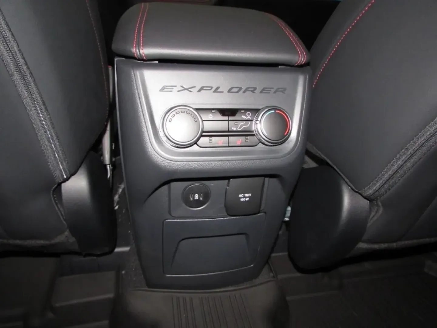 2025 /Onyx Ford Explorer ST (1FMWK8GCXSG) with an 3.0L EcoBoost V6 engine, Automatic transmission, located at 12836 Highway 21, De Soto, MO, 63020, (636) 337-7777, 38.151867, -90.575615 - Are you ready to elevate your driving experience with a vehicle that perfectly fits your adventurous lifestyle? Look no further than this stunning 2025 Ford Explorer ST, now available at Pettus Ford De Soto! This exceptional SUV is designed for those who crave the thrill of the open road while enjoy - Photo#23