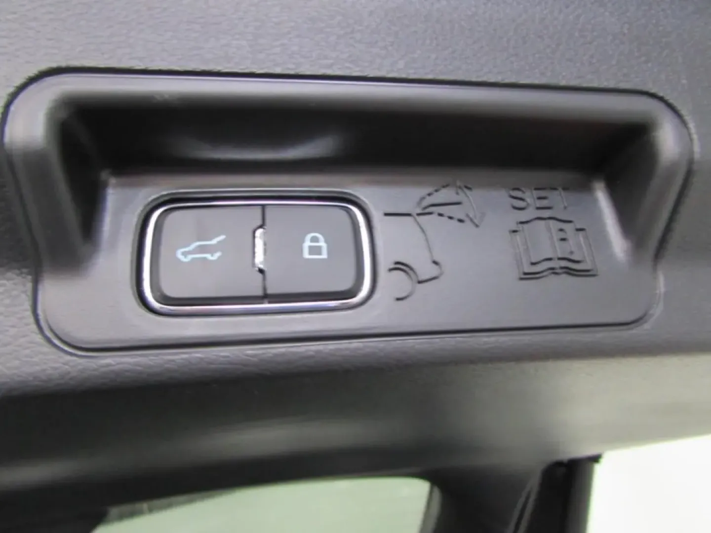 2025 /Onyx Ford Explorer ST (1FMWK8GCXSG) with an 3.0L EcoBoost V6 engine, Automatic transmission, located at 12836 Highway 21, De Soto, MO, 63020, (636) 337-7777, 38.151867, -90.575615 - Are you ready to elevate your driving experience with a vehicle that perfectly fits your adventurous lifestyle? Look no further than this stunning 2025 Ford Explorer ST, now available at Pettus Ford De Soto! This exceptional SUV is designed for those who crave the thrill of the open road while enjoy - Photo#26