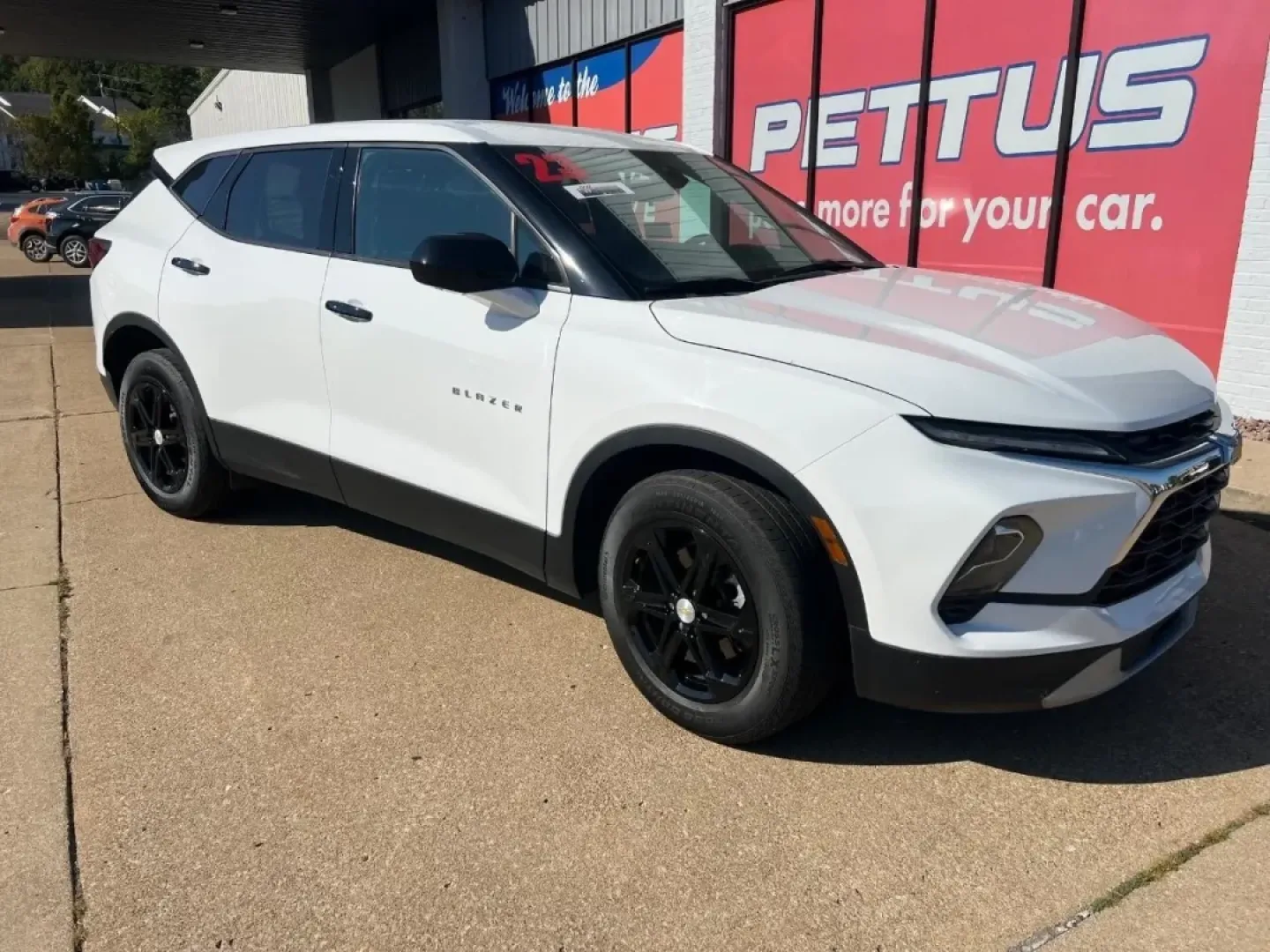2023 /Jet Black Cloth Chevrolet Blazer LT (3GNKBHR4XPS) with an 2.0L Turbo / 4-cylinder / SIDI DOHC engine, Automatic transmission, located at 970 Woodlawn Dr., Farmington, MO, 63640, (573) 431-7800, 37.825642, -90.468674 - Explore the open road with confidence and style in the 2023 Chevrolet Blazer LT, the perfect SUV for your next weekend adventure or daily commute. This stunning vehicle, available at Pettus CDJR Farmington, is designed for those who crave a blend of performance, space, and technology. Whether you're - Photo#5