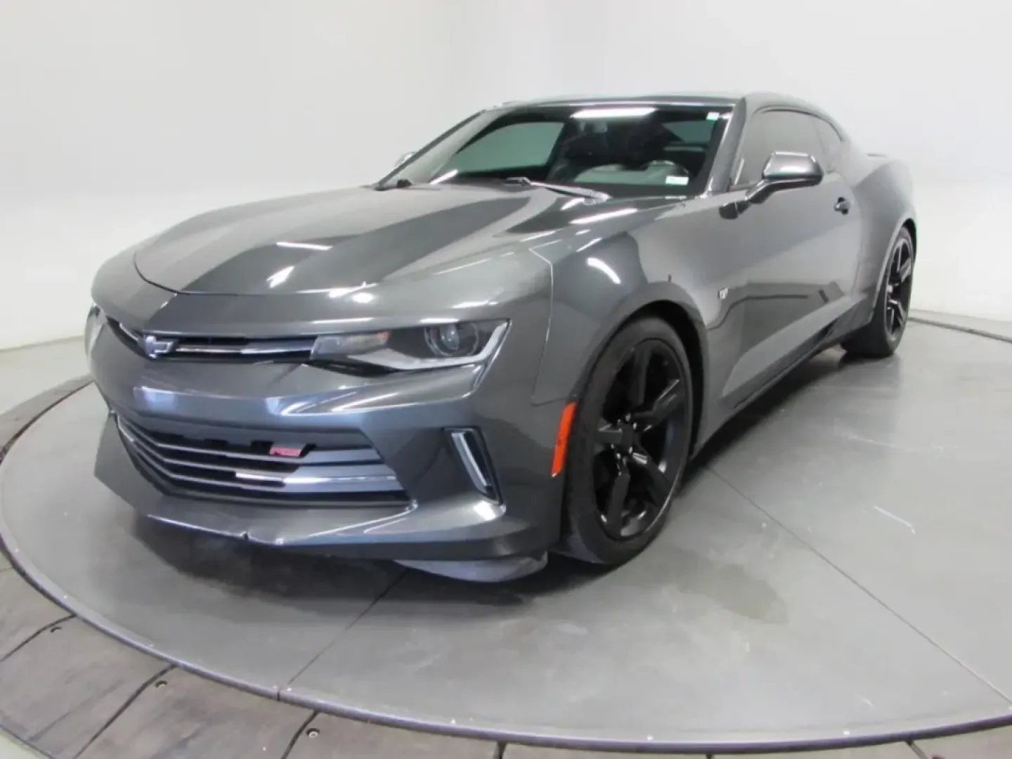 2017 /Jet Black Chevrolet Camaro 2LT 2LT (1G1FD1RS1H0) with an Other engine, located at 12830 Highway 21, De Soto, MO, 63020, (636) 337-7777, 38.153099, -90.573624 - Are you ready to unleash your inner thrill-seeker while enjoying everyday practicality? The 2017 Chevrolet Camaro LT is the perfect two-door coupe that marries sports car excitement with daily driver dependability. This stunning vehicle is ideal for individuals seeking an exhilarating ride to and fr - Photo#2
