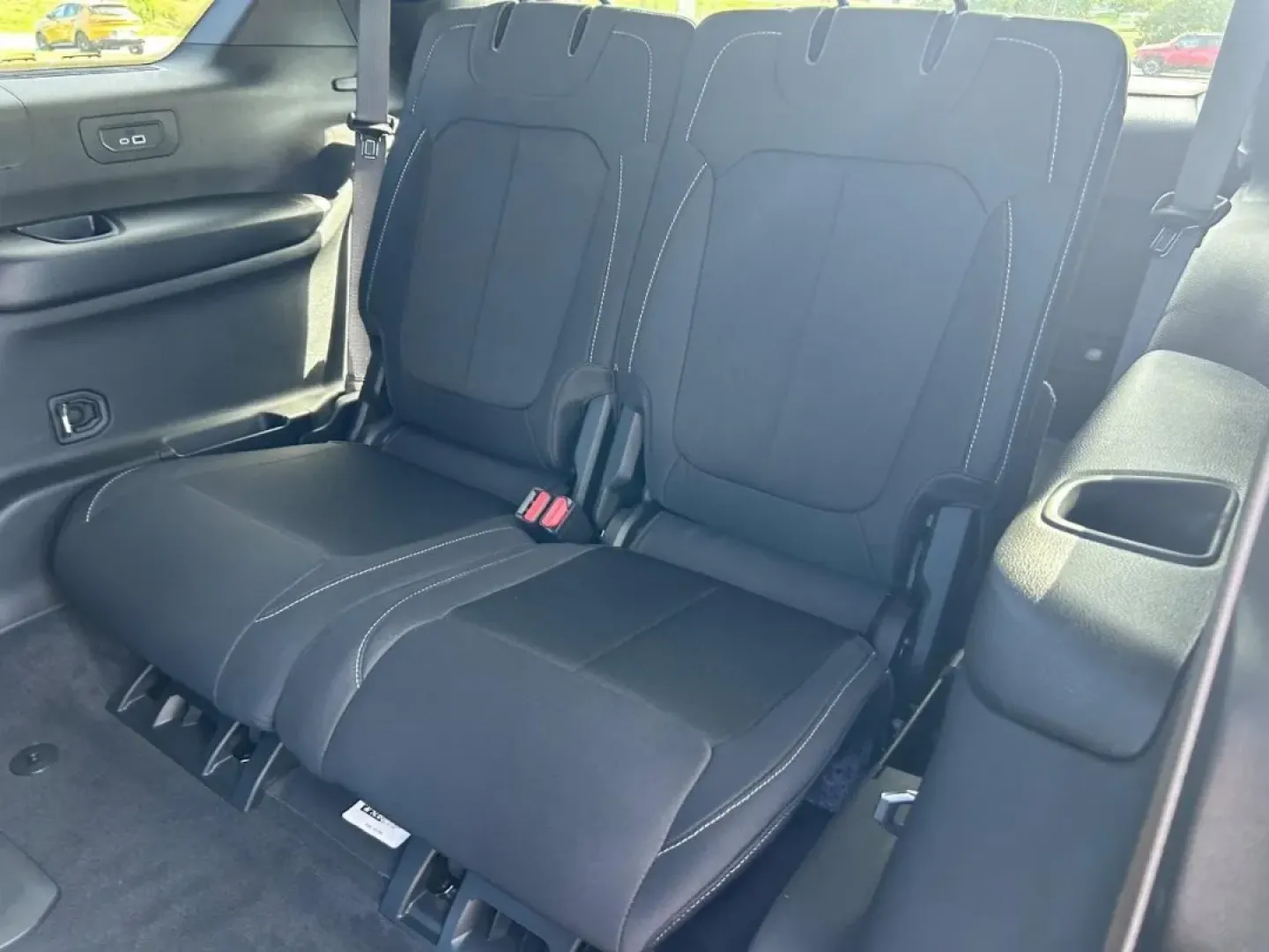 2025 /Global Black Cloth Jeep Grand Cherokee Laredo (1C4RJKAG9S8) with an 3.6L V6 24V VVT UPG I engine, Automatic transmission, located at 970 Woodlawn Dr., Farmington, MO, 63640, (573) 431-7800, 37.825642, -90.468674 - Are you ready to elevate your family outings or weekend adventures? Look no further than the stunning 2025 Jeep Grand Cherokee, now available at Pettus CDJR Farmington. This exceptional SUV is not just a mode of transportation; it embodies a lifestyle of exploration and comfort. Perfect for growing - Photo#9