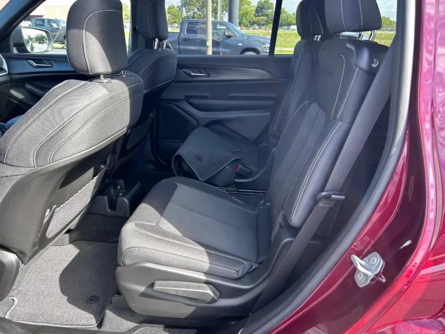 2025 /Global Black Cloth Jeep Grand Cherokee Laredo (1C4RJKAG9S8) with an 3.6L V6 24V VVT UPG I engine, Automatic transmission, located at 970 Woodlawn Dr., Farmington, MO, 63640, (573) 431-7800, 37.825642, -90.468674 - Are you ready to elevate your family outings or weekend adventures? Look no further than the stunning 2025 Jeep Grand Cherokee, now available at Pettus CDJR Farmington. This exceptional SUV is not just a mode of transportation; it embodies a lifestyle of exploration and comfort. Perfect for growing - Photo#10