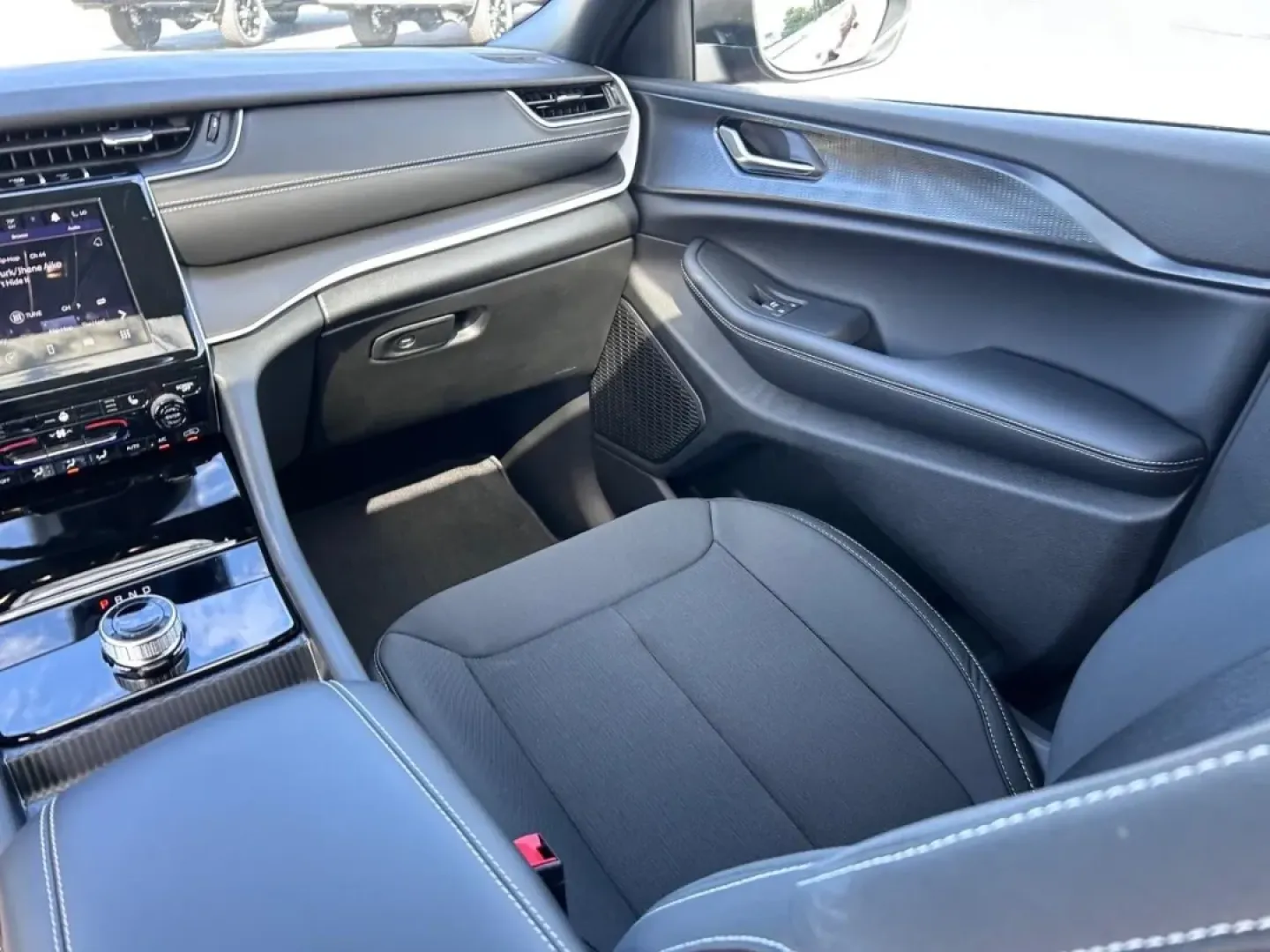 2025 /Global Black Cloth Jeep Grand Cherokee Laredo (1C4RJKAG9S8) with an 3.6L V6 24V VVT UPG I engine, Automatic transmission, located at 970 Woodlawn Dr., Farmington, MO, 63640, (573) 431-7800, 37.825642, -90.468674 - Are you ready to elevate your family outings or weekend adventures? Look no further than the stunning 2025 Jeep Grand Cherokee, now available at Pettus CDJR Farmington. This exceptional SUV is not just a mode of transportation; it embodies a lifestyle of exploration and comfort. Perfect for growing - Photo#20