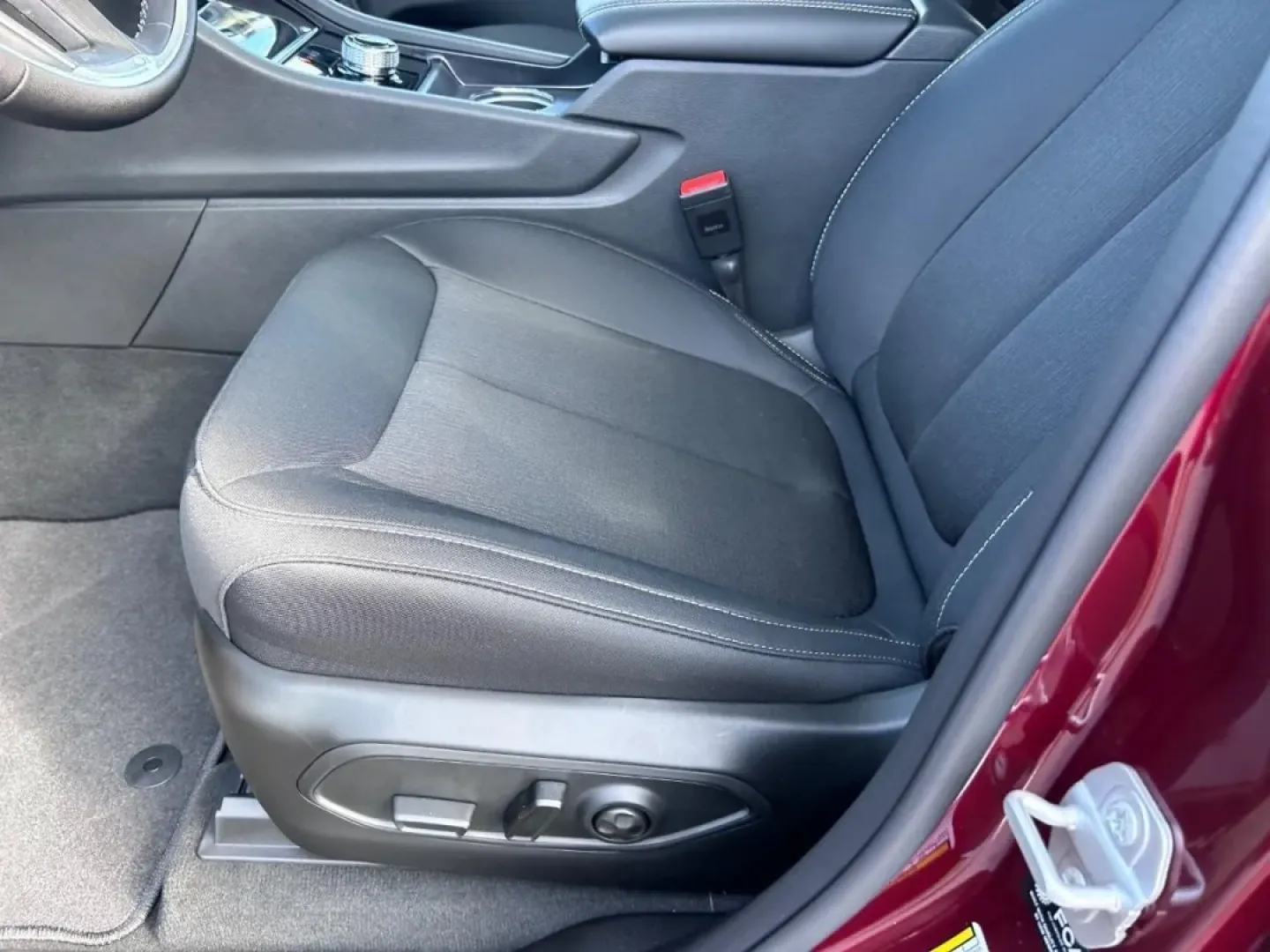 2025 /Global Black Cloth Jeep Grand Cherokee Laredo (1C4RJKAG9S8) with an 3.6L V6 24V VVT UPG I engine, Automatic transmission, located at 970 Woodlawn Dr., Farmington, MO, 63640, (573) 431-7800, 37.825642, -90.468674 - Are you ready to elevate your family outings or weekend adventures? Look no further than the stunning 2025 Jeep Grand Cherokee, now available at Pettus CDJR Farmington. This exceptional SUV is not just a mode of transportation; it embodies a lifestyle of exploration and comfort. Perfect for growing - Photo#22