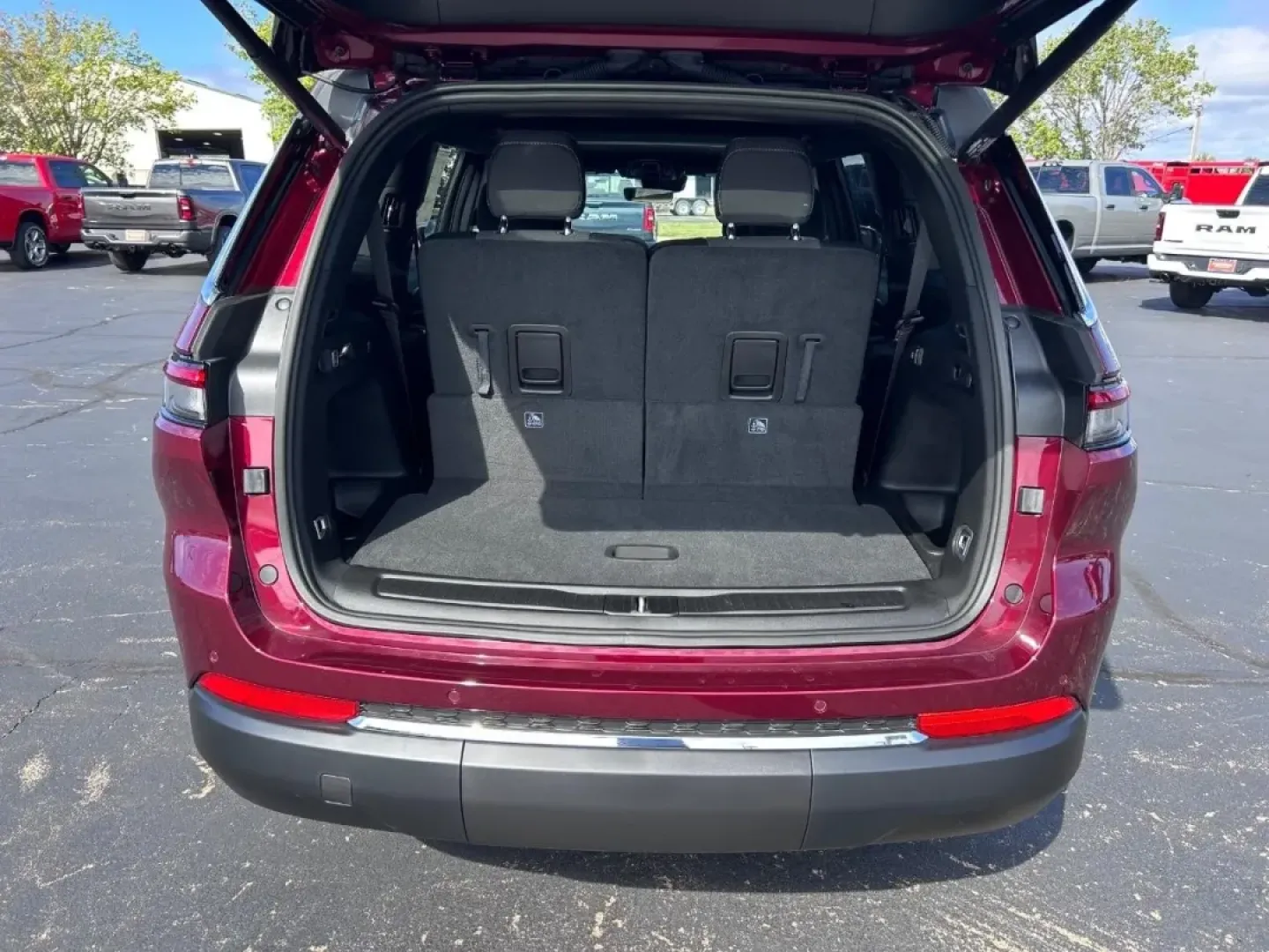 2025 /Global Black Cloth Jeep Grand Cherokee Laredo (1C4RJKAG9S8) with an 3.6L V6 24V VVT UPG I engine, Automatic transmission, located at 970 Woodlawn Dr., Farmington, MO, 63640, (573) 431-7800, 37.825642, -90.468674 - Are you ready to elevate your family outings or weekend adventures? Look no further than the stunning 2025 Jeep Grand Cherokee, now available at Pettus CDJR Farmington. This exceptional SUV is not just a mode of transportation; it embodies a lifestyle of exploration and comfort. Perfect for growing - Photo#4