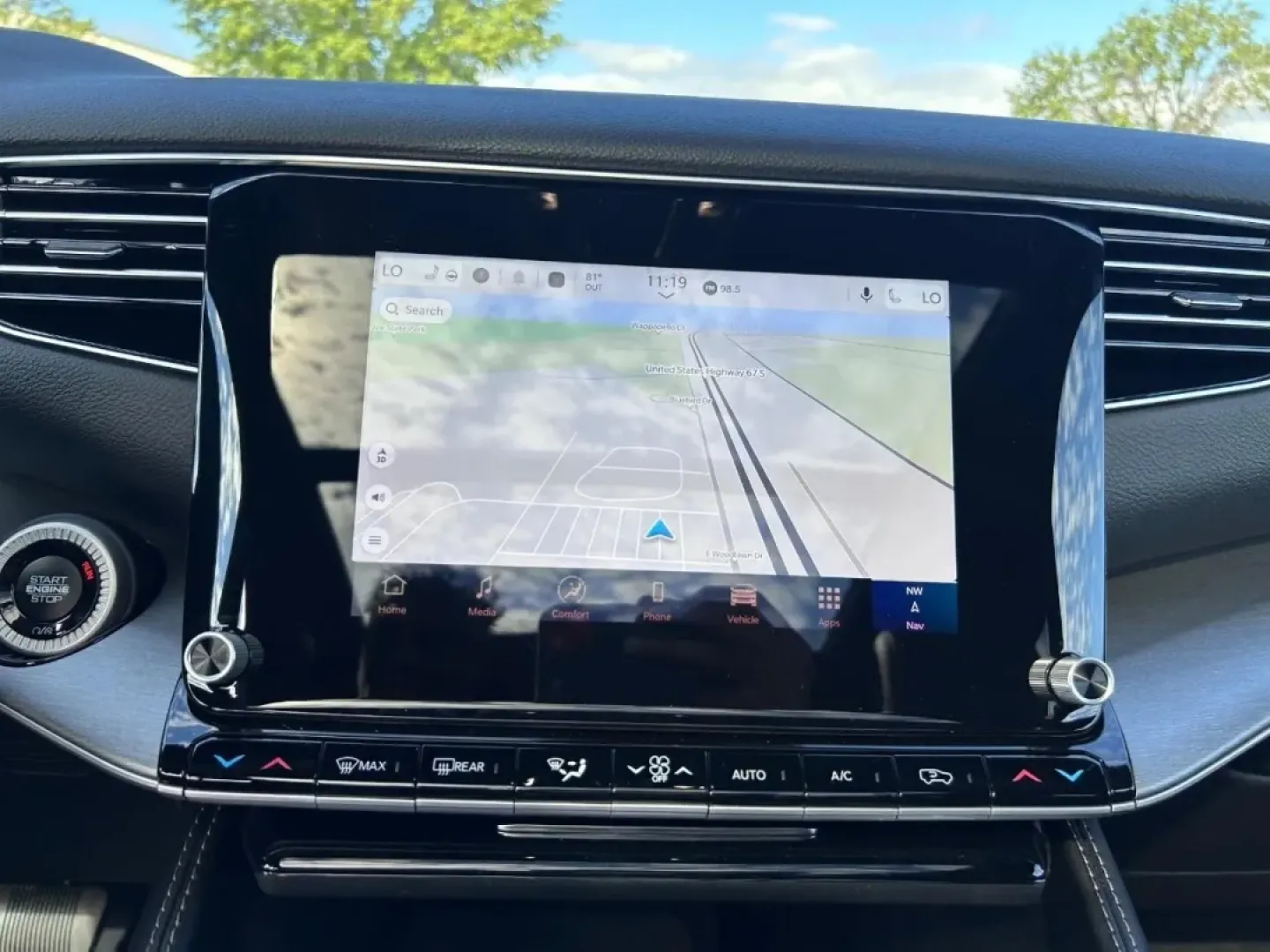 2025 /Global Black Leather Jeep Wagoneer Series II (1C4SJVBP2SS) with an 3.0L I6 Hurricane SO Twin Turbo ESS engine, Automatic transmission, located at 970 Woodlawn Dr., Farmington, MO, 63640, (573) 431-7800, 37.825642, -90.468674 - ### Discover Adventure with the 2025 Jeep Wagoneer at Pettus CDJR Farmington<br /> <br /> Are you ready to elevate your driving experience with a vehicle that perfectly balances utility and style? The 2025 Jeep Wagoneer is the ideal SUV for families, outdoor enthusiasts, and anyone yearning for a lu - Photo#18