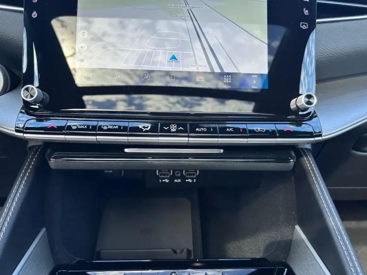 2025 /Global Black Leather Jeep Wagoneer Series II (1C4SJVBP2SS) with an 3.0L I6 Hurricane SO Twin Turbo ESS engine, Automatic transmission, located at 970 Woodlawn Dr., Farmington, MO, 63640, (573) 431-7800, 37.825642, -90.468674 - ### Discover Adventure with the 2025 Jeep Wagoneer at Pettus CDJR Farmington<br /> <br /> Are you ready to elevate your driving experience with a vehicle that perfectly balances utility and style? The 2025 Jeep Wagoneer is the ideal SUV for families, outdoor enthusiasts, and anyone yearning for a lu - Photo#19