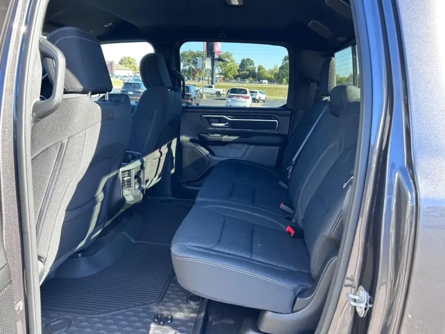 2026 /Black Cloth Ram 1500 Big Horn/Lone Star (1C6SRFFT7TN) with an 5.7L engine, located at 970 Woodlawn Dr., Farmington, MO, 63640, (573) 431-7800, 37.825642, -90.468674 - **Unleash Your Adventures with the 2026 Ram 1500 Big Horn at Pettus CDJR Farmington!**<br /> <br /> Are you in the market for a vehicle that combines rugged capability with modern comfort? Look no further than the stunning 2026 Ram 1500 Big Horn available now at Pettus CDJR Farmington. Whether you'r - Photo#8