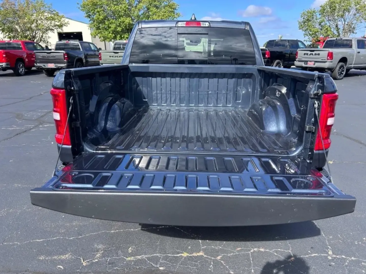 2026 /Black Leather Ram 1500 Laramie (1C6SRFJPXTN) with an 3.0L I6 Hurricane SO Twin Turbo ESS engine, Automatic transmission, located at 970 Woodlawn Dr., Farmington, MO, 63640, (573) 431-7800, 37.825642, -90.468674 - **Unleash Your Adventurous Spirit with the 2026 Ram 1500 Laramie!** <br /> <br /> Are you ready to elevate your lifestyle with a truck that seamlessly blends power, style, and practicality? Look no further than the stunning 2026 Ram 1500 Laramie available now at Pettus CDJR Farmington. This truck is - Photo#4