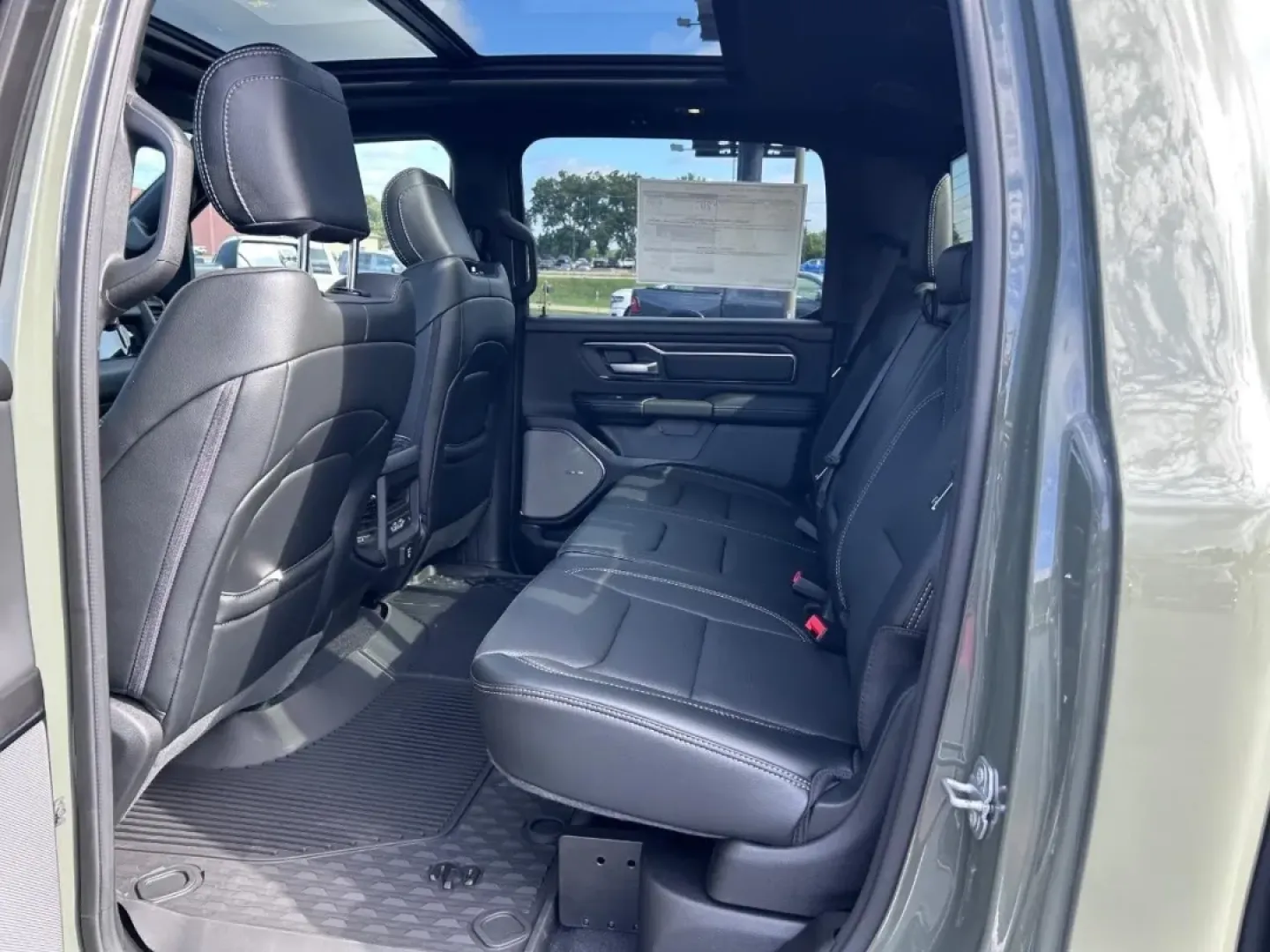 2026 /Black Leather Ram 1500 Rebel (1C6SRFLP0TN) with an 3.0L I6 Hurricane SO Twin Turbo ESS engine, Automatic transmission, located at 970 Woodlawn Dr., Farmington, MO, 63640, (573) 431-7800, 37.825642, -90.468674 - **Elevate Your Adventures with the 2026 Ram 1500 Rebel at Pettus CDJR Farmington!**<br /> <br /> Are you ready to embrace a lifestyle filled with adventure, utility, and unmatched comfort? The 2026 Ram 1500 Rebel is the ultimate choice for anyone seeking a capable truck that excels in both everyday - Photo#8