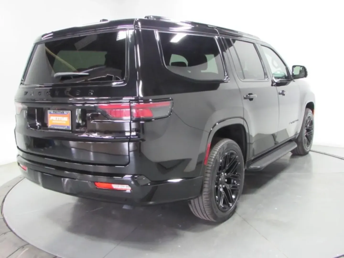 2025 /Black Jeep Wagoneer Series II (1C4SJVBP8SS) with an Other engine, Automatic transmission, located at 12830 Highway 21, De Soto, MO, 63020, (636) 337-7777, 38.153099, -90.573624 - **Unleash Your Adventurous Spirit with the 2025 Jeep Wagoneer!**<br /> <br /> Are you ready to elevate your lifestyle and take your family adventures to the next level? The 2025 Jeep Wagoneer is the perfect companion for those seeking a blend of luxury, capability, and cutting-edge technology. Wheth - Photo#7