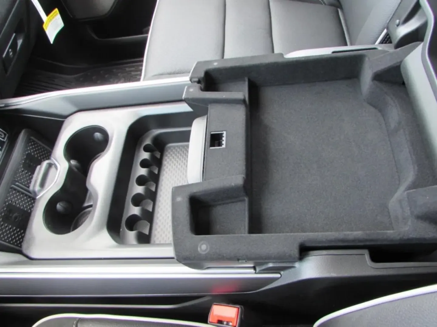 2026 /Black Ram 1500 Laramie (1C6SRFJP8TN) with an Other engine, Automatic transmission, located at 12830 Highway 21, De Soto, MO, 63020, (636) 337-7777, 38.153099, -90.573624 - **Unleash Adventure with the 2026 Ram 1500 Laramie A Truck for All Your Needs!**<br /> <br /> Are you ready to elevate your lifestyle with a truck that's not just a vehicle, but a companion for every journey? Whether you're hauling gear for a weekend camping trip, making daily commutes, or tackling - Photo#24