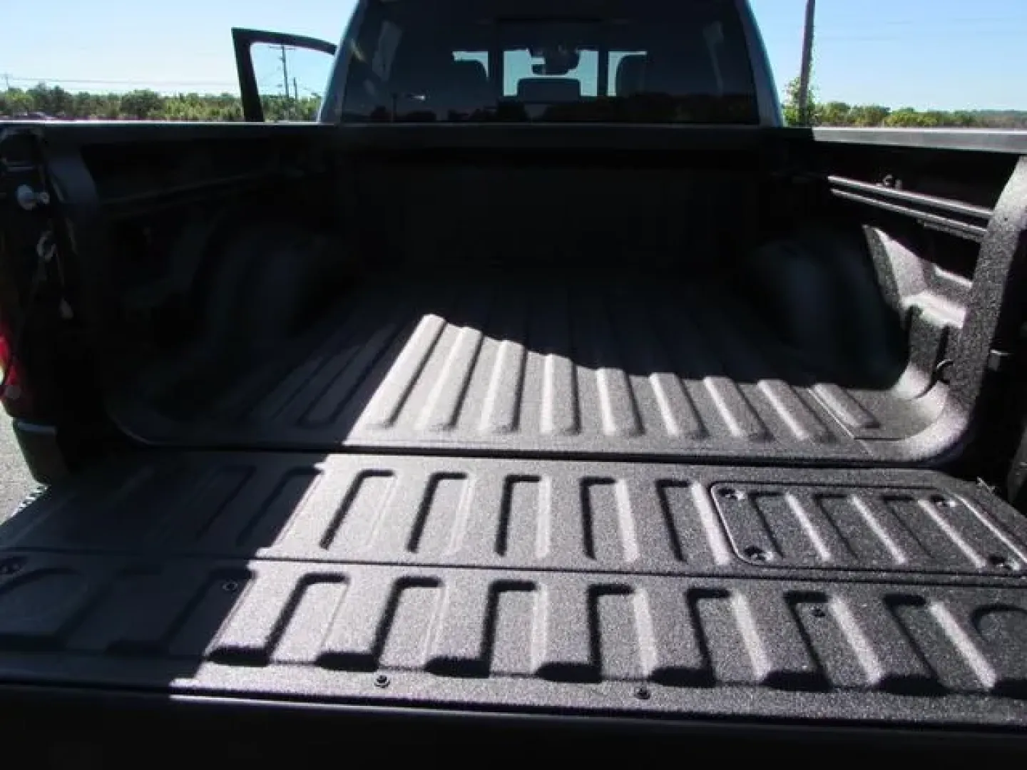 2026 /Black Ram 1500 Laramie (1C6SRFJP8TN) with an Other engine, Automatic transmission, located at 12830 Highway 21, De Soto, MO, 63020, (636) 337-7777, 38.153099, -90.573624 - **Unleash Adventure with the 2026 Ram 1500 Laramie A Truck for All Your Needs!**<br /> <br /> Are you ready to elevate your lifestyle with a truck that's not just a vehicle, but a companion for every journey? Whether you're hauling gear for a weekend camping trip, making daily commutes, or tackling - Photo#47