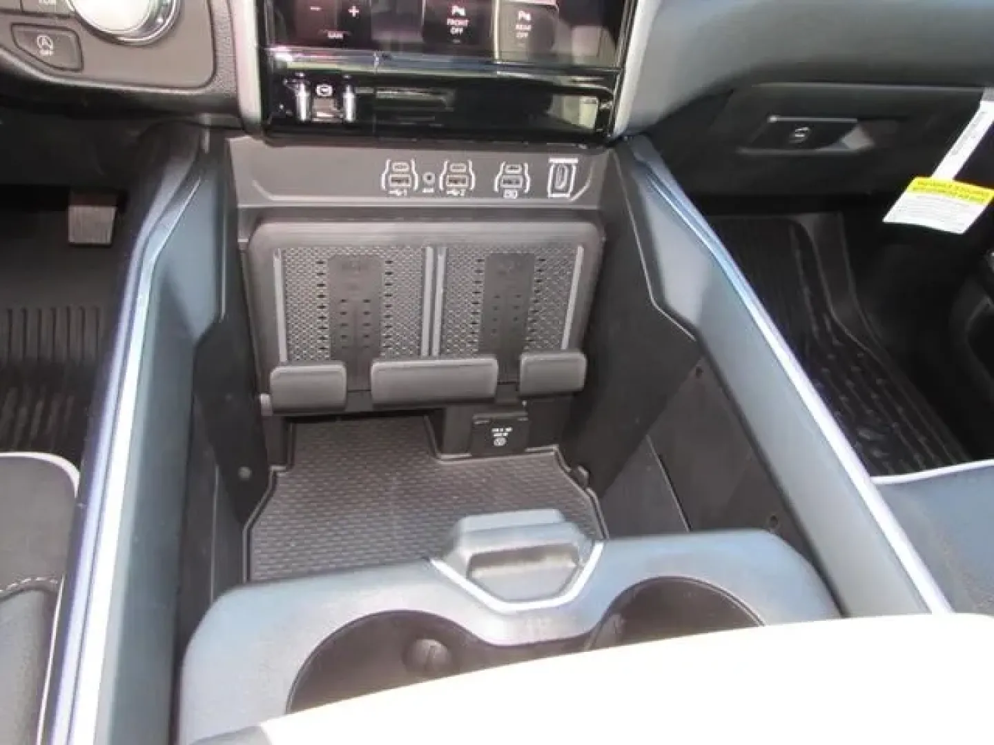 2026 /Black Ram 1500 Laramie (1C6SRFJP8TN) with an Other engine, Automatic transmission, located at 12830 Highway 21, De Soto, MO, 63020, (636) 337-7777, 38.153099, -90.573624 - **Unleash Adventure with the 2026 Ram 1500 Laramie A Truck for All Your Needs!**<br /> <br /> Are you ready to elevate your lifestyle with a truck that's not just a vehicle, but a companion for every journey? Whether you're hauling gear for a weekend camping trip, making daily commutes, or tackling - Photo#60