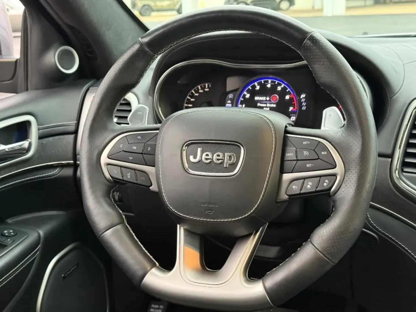 2017 /Black/Black Leather Jeep Grand Cherokee SRT (1C4RJFDJ4HC) with an 6.4L SRT HEMI V8 engine, Automatic transmission, located at 970 Woodlawn Dr., Farmington, MO, 63640, (573) 431-7800, 37.825642, -90.468674 - **Adventure Awaits with This 2017 Jeep Grand Cherokee 4WD SRT Your Ideal SUV for Life's Journeys!**<br /> <br /> Are you ready to elevate your everyday adventures? If you're seeking a powerful, reliable SUV that can handle both the daily commute and off-road excursions, look no further than this ** - Photo#13