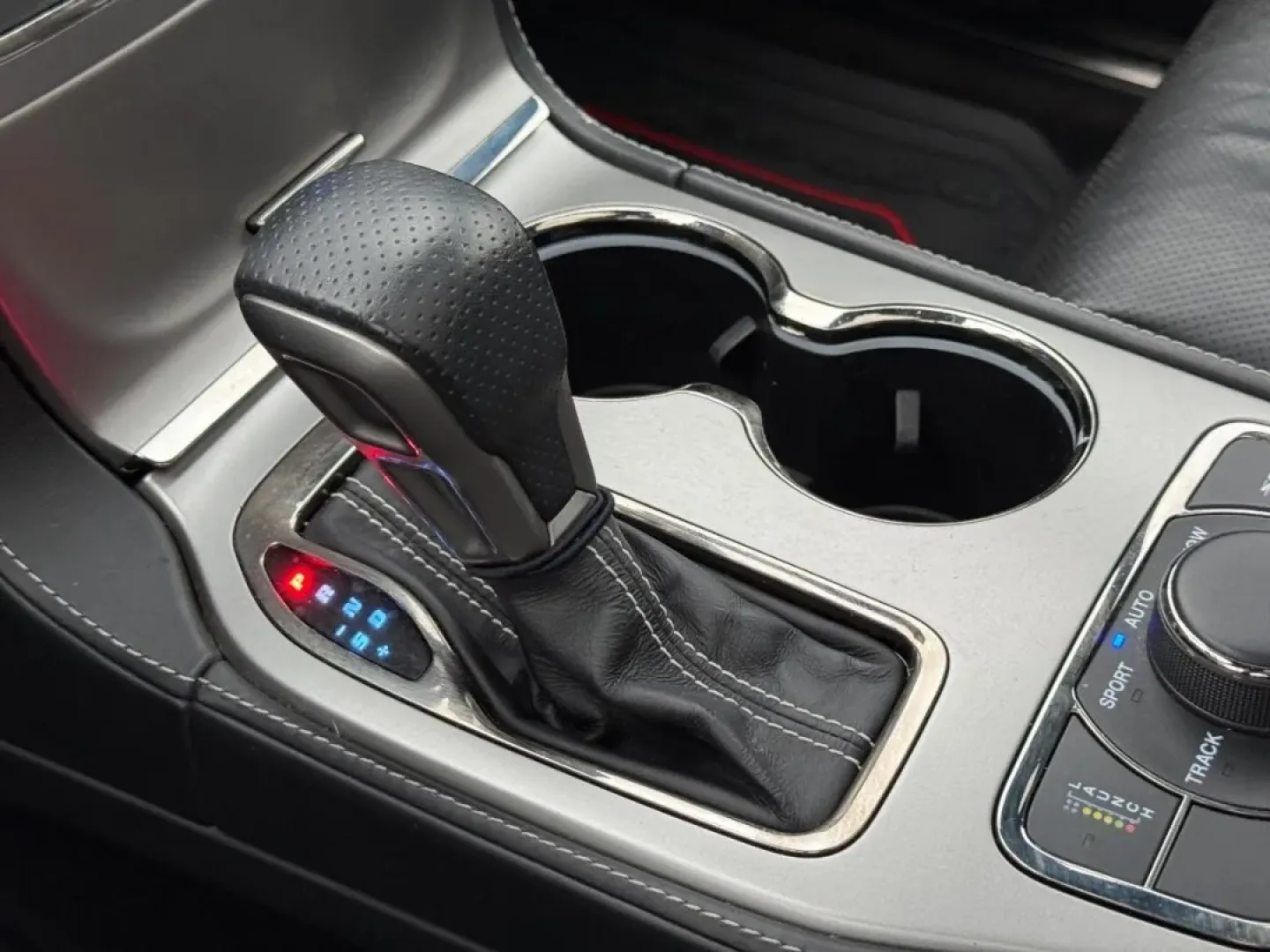 2017 /Black/Black Leather Jeep Grand Cherokee SRT (1C4RJFDJ4HC) with an 6.4L SRT HEMI V8 engine, Automatic transmission, located at 970 Woodlawn Dr., Farmington, MO, 63640, (573) 431-7800, 37.825642, -90.468674 - **Adventure Awaits with This 2017 Jeep Grand Cherokee 4WD SRT Your Ideal SUV for Life's Journeys!**<br /> <br /> Are you ready to elevate your everyday adventures? If you're seeking a powerful, reliable SUV that can handle both the daily commute and off-road excursions, look no further than this ** - Photo#21