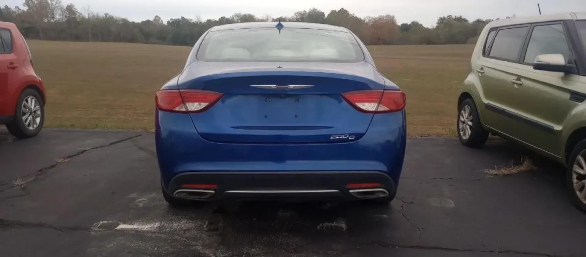 2015 /Linen/Black Leather Chrysler 200 C (1C3CCCCG4FN) with an 3.6L V6 engine, located at 141 Commercial Dr, Fredericktown, MO, 63645, (573) 783-6432, 37.570087, -90.320648 - Discover the perfect blend of style, performance, and practicality with this 2015 Chrysler 200, now available at Pettus Ford Fredericktown, your trusted OEM dealership located at 141 Commercial Drive, Fredericktown, MO 63645. Whether you're commuting to work, running errands around town, or planning - Photo#2