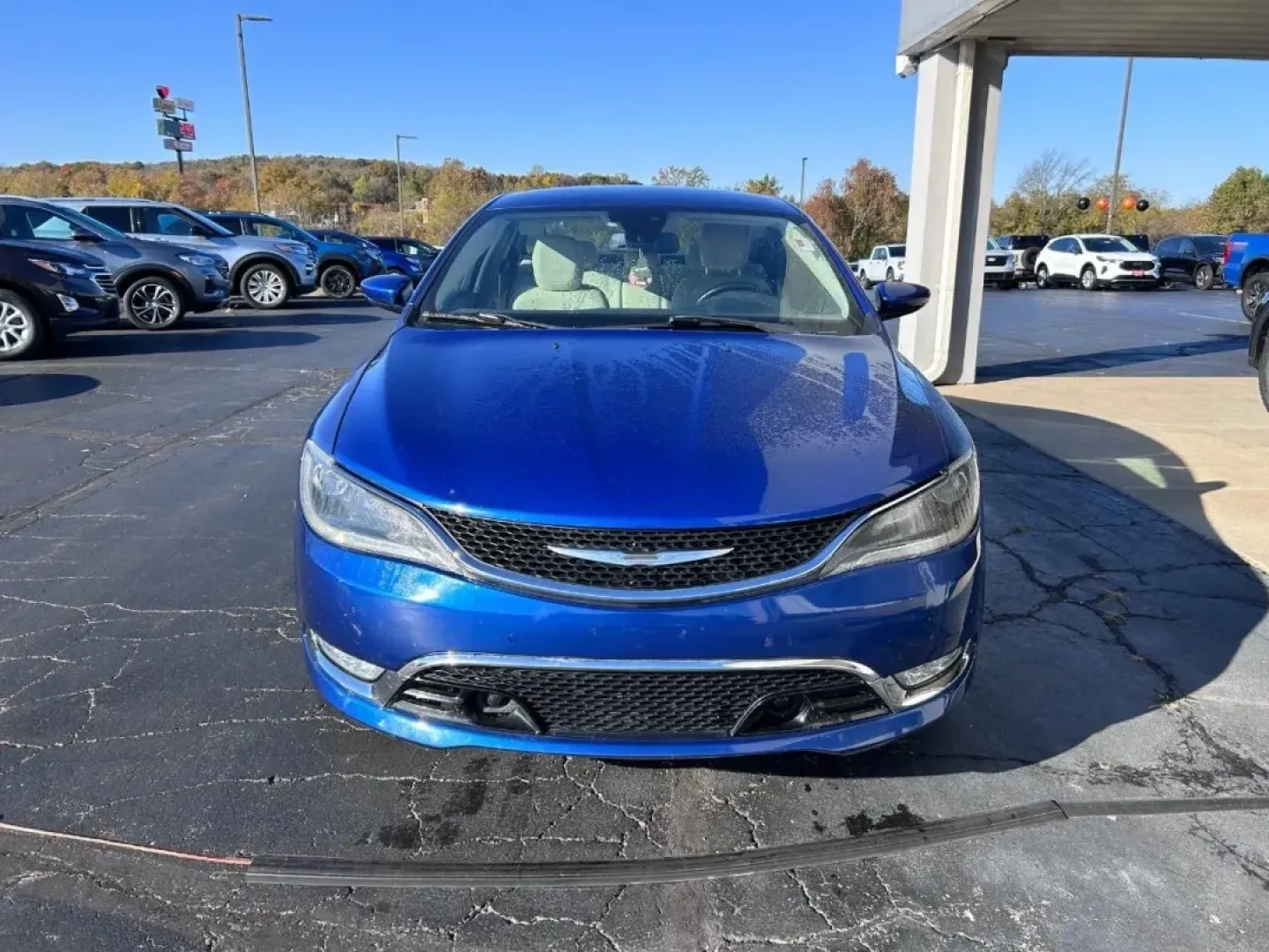 2015 /Linen/Black Leather Chrysler 200 C (1C3CCCCG4FN) with an 3.6L V6 engine, located at 141 Commercial Dr, Fredericktown, MO, 63645, (573) 783-6432, 37.570087, -90.320648 - Discover the perfect blend of style, performance, and practicality with this 2015 Chrysler 200, now available at Pettus Ford Fredericktown, your trusted OEM dealership located at 141 Commercial Drive, Fredericktown, MO 63645. Whether you're commuting to work, running errands around town, or planning - Photo#7